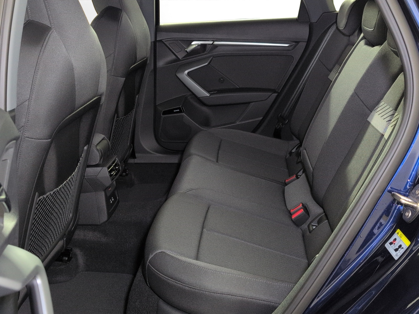 AUDI A3 Sportback TFSI 110 kW Attraction S tronic-image-7