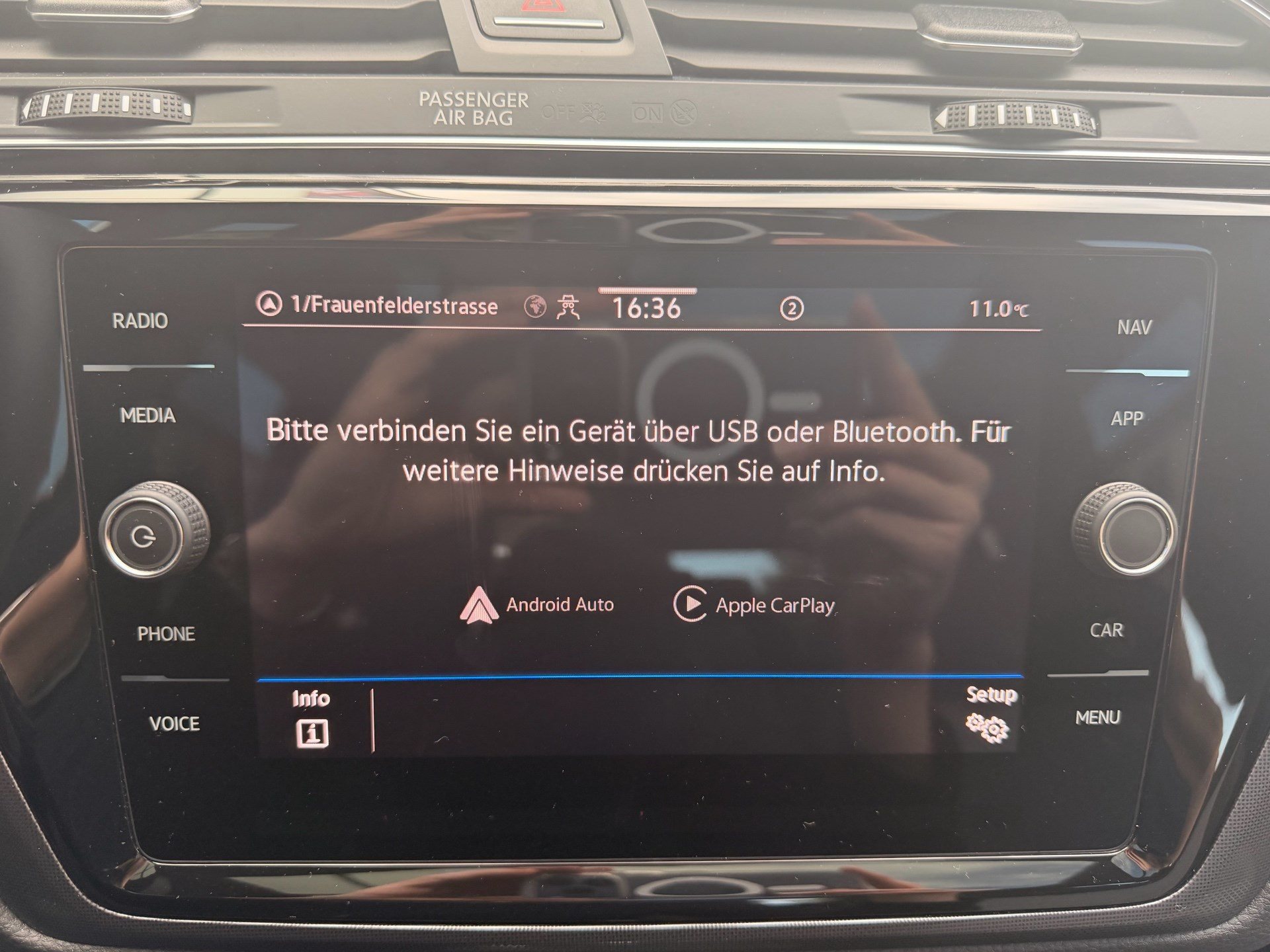 VW Touran 1.5 TSI DSG HIGHLINE R-LINE BLACK STYLE *** TOP AUSSTATTUNG ***-image-16