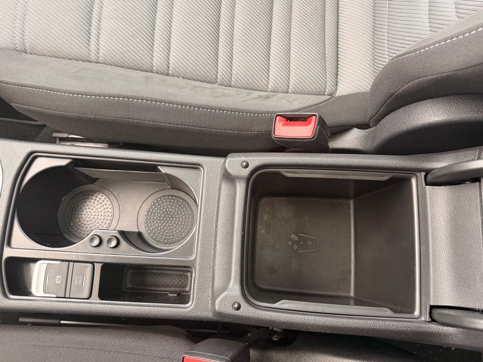 VW Touran 1.5 TSI DSG HIGHLINE R-LINE BLACK STYLE *** TOP AUSSTATTUNG ***-image-24