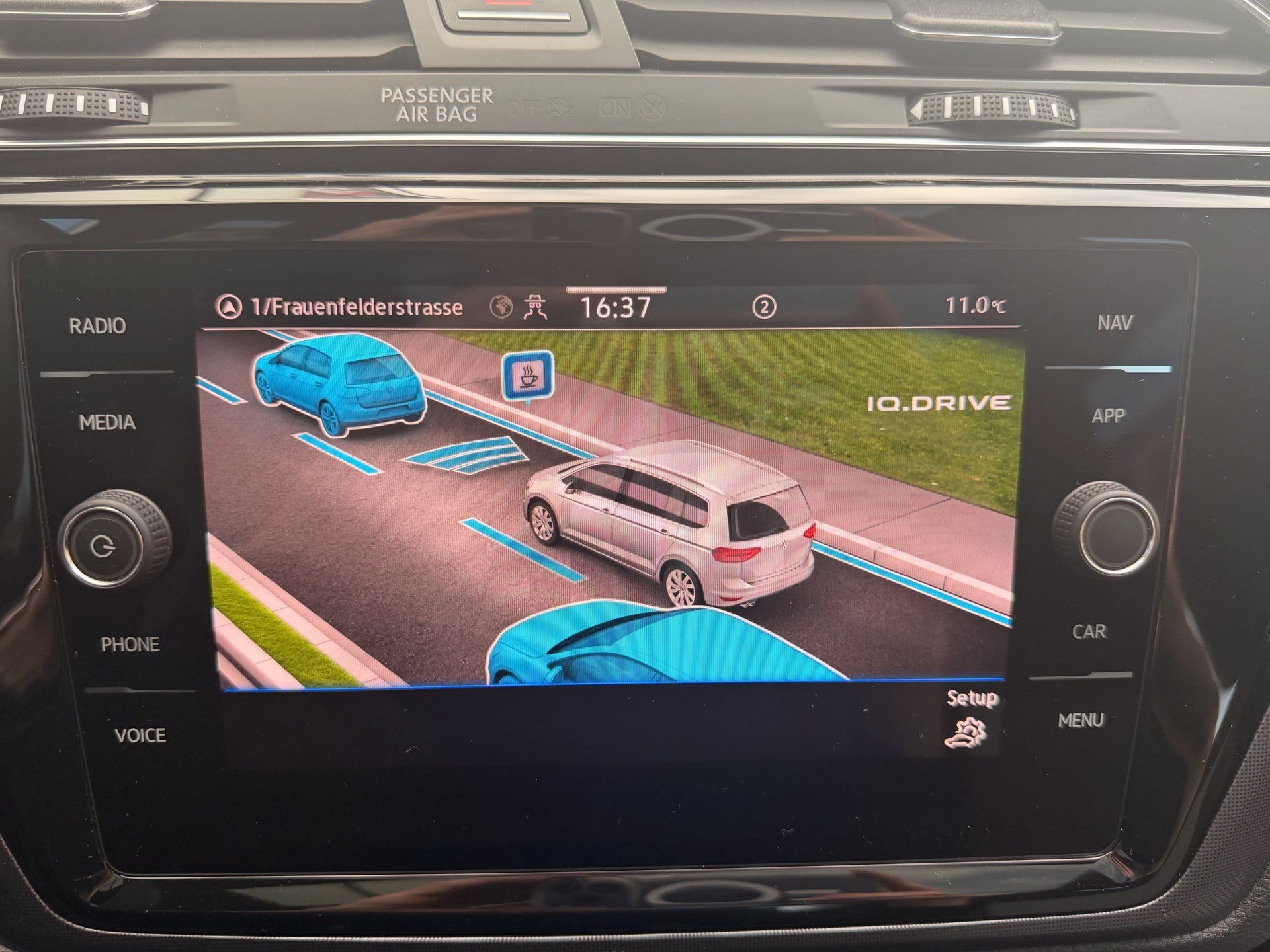 VW Touran 1.5 TSI DSG HIGHLINE R-LINE BLACK STYLE *** TOP AUSSTATTUNG ***-image-13