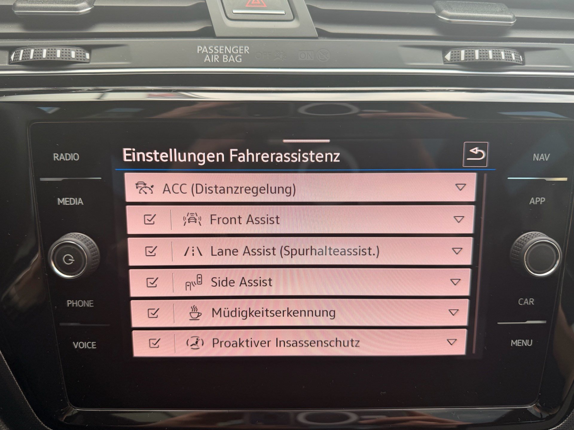 VW Touran 1.5 TSI DSG HIGHLINE R-LINE BLACK STYLE *** TOP AUSSTATTUNG ***-image-14