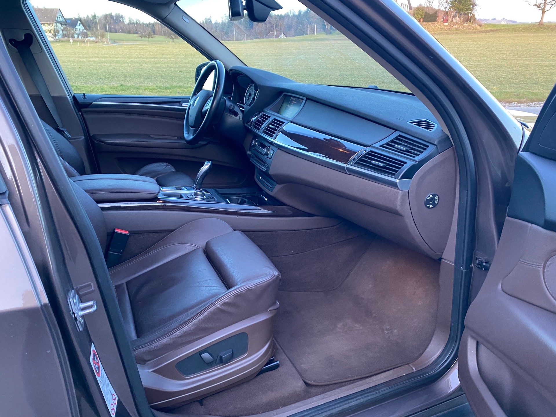 BMW X5 xDrive 35i Steptronic-image-13