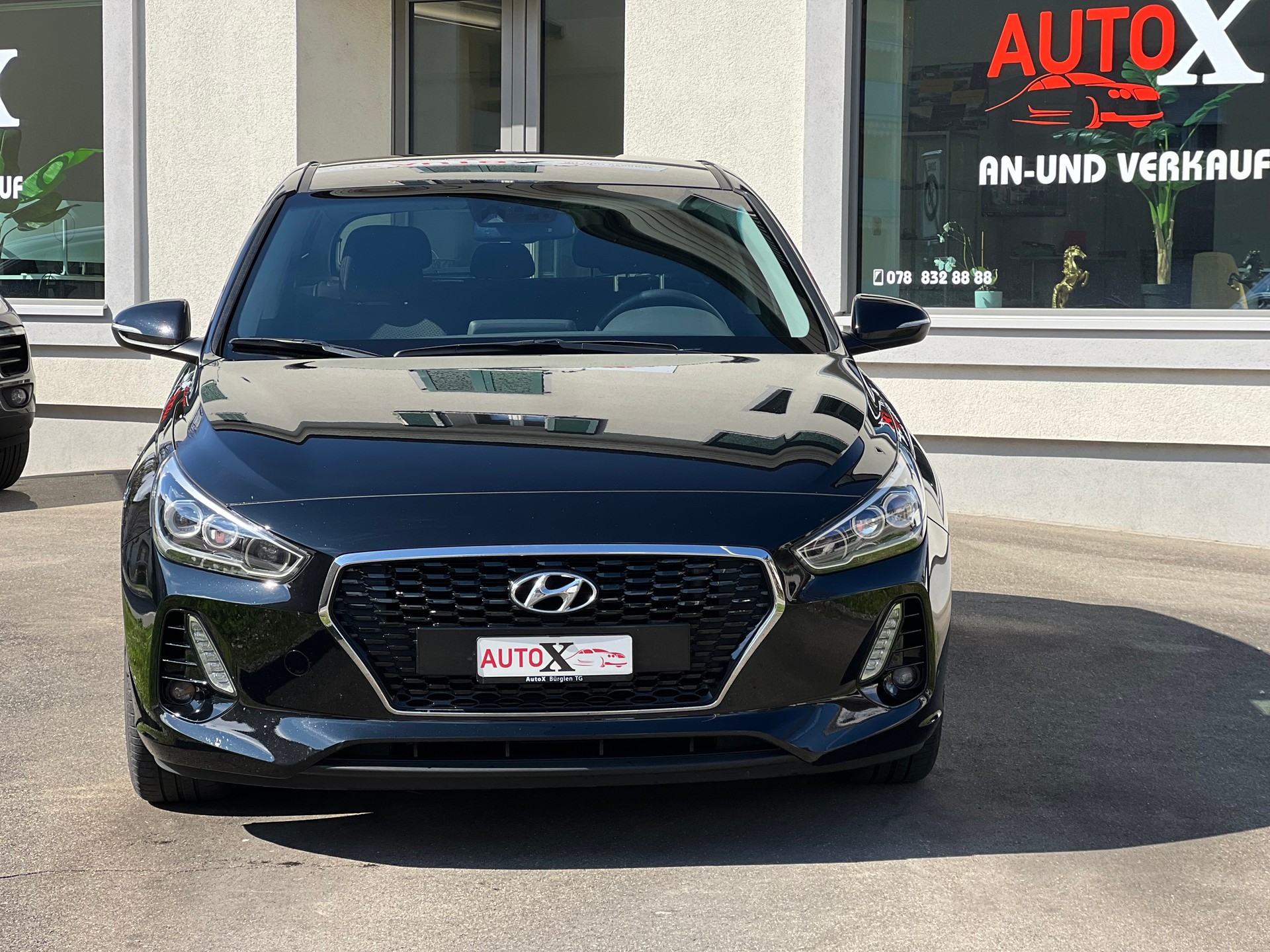 HYUNDAI i30 1.4 T-GDi Origo-image-3