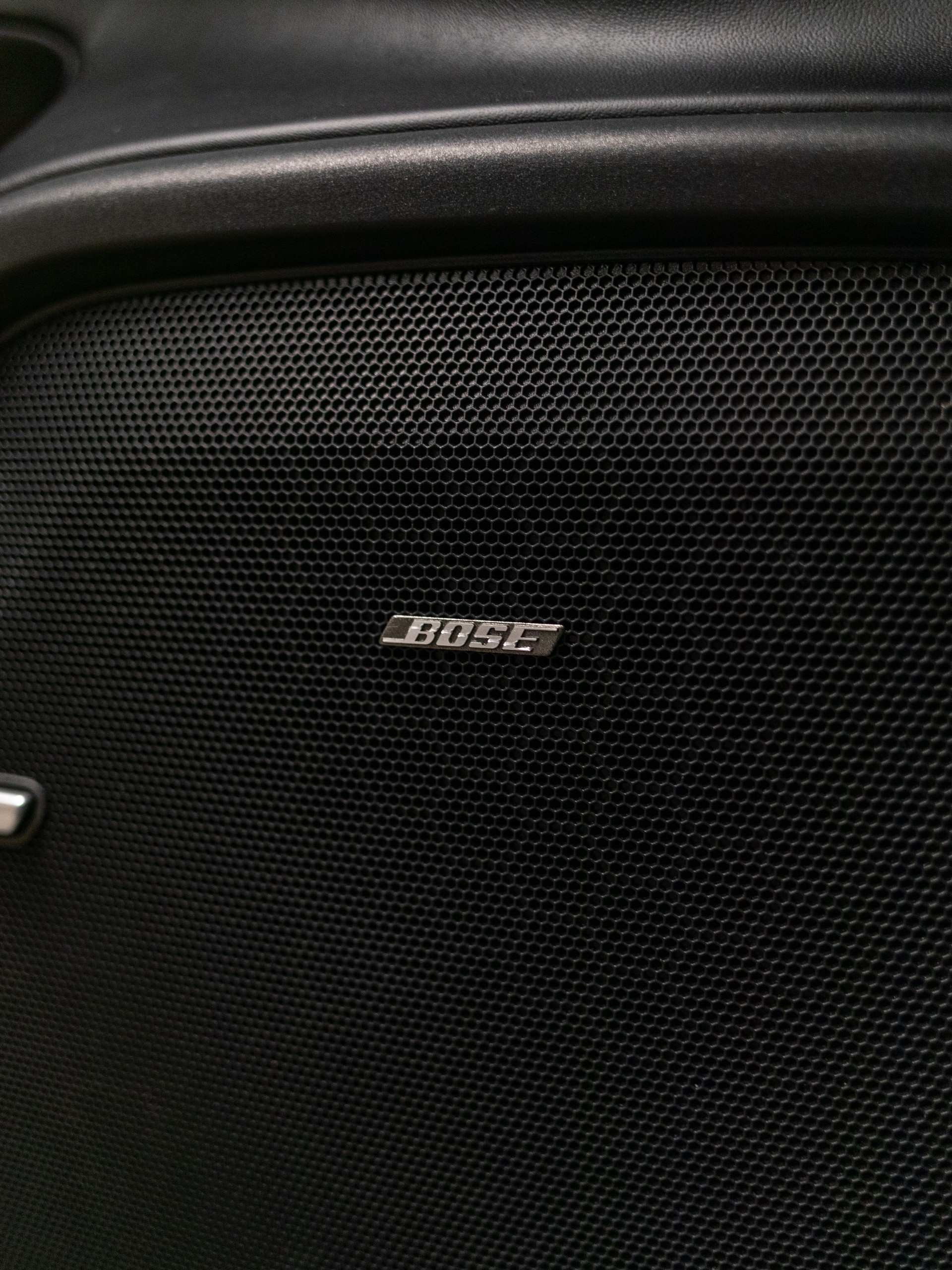 PORSCHE Cayenne S Diesel-image-21