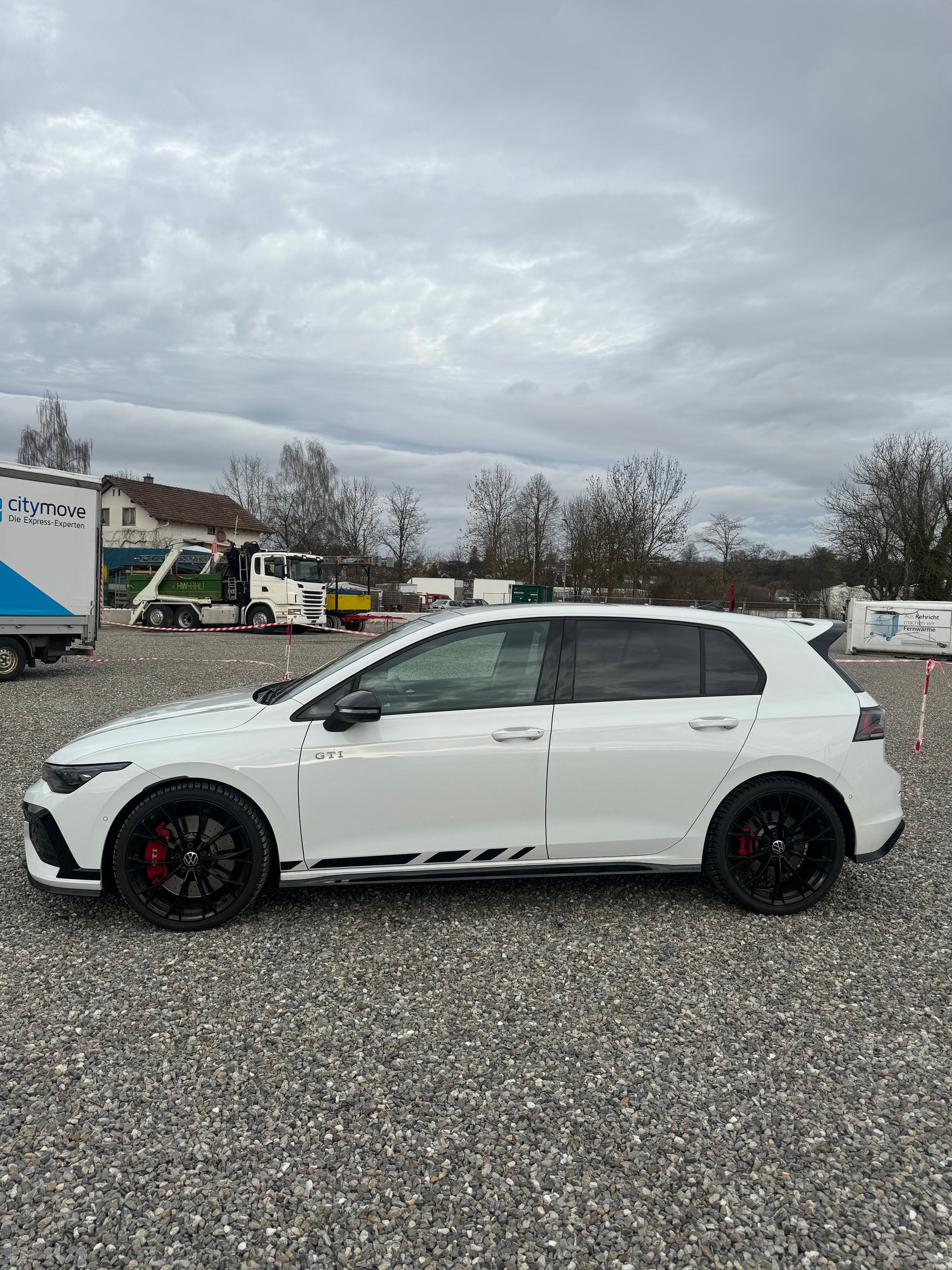 VW Golf 2.0 TSI GTI Clubsport DSG-image-2