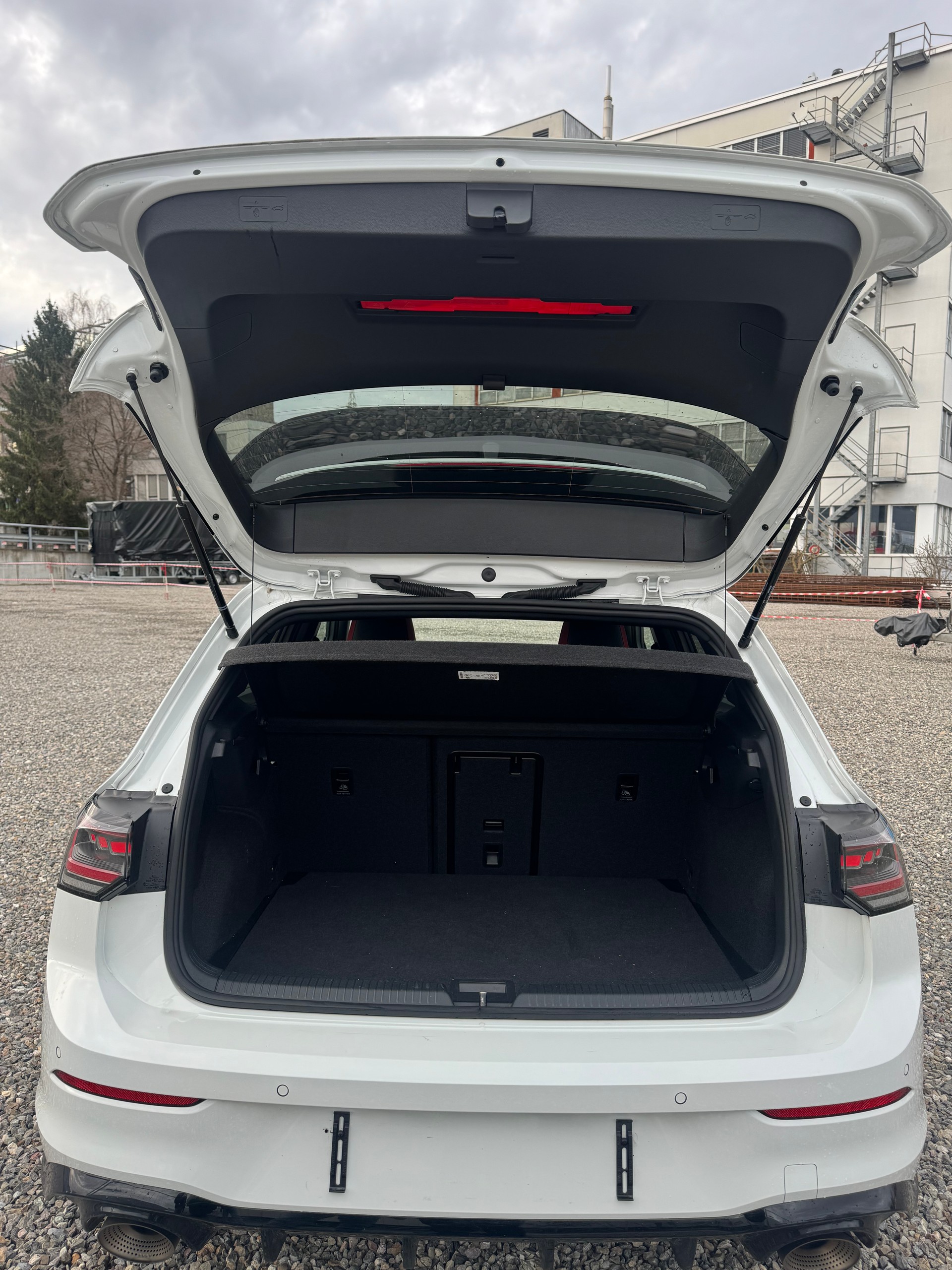 VW Golf 2.0 TSI GTI Clubsport DSG-image-13