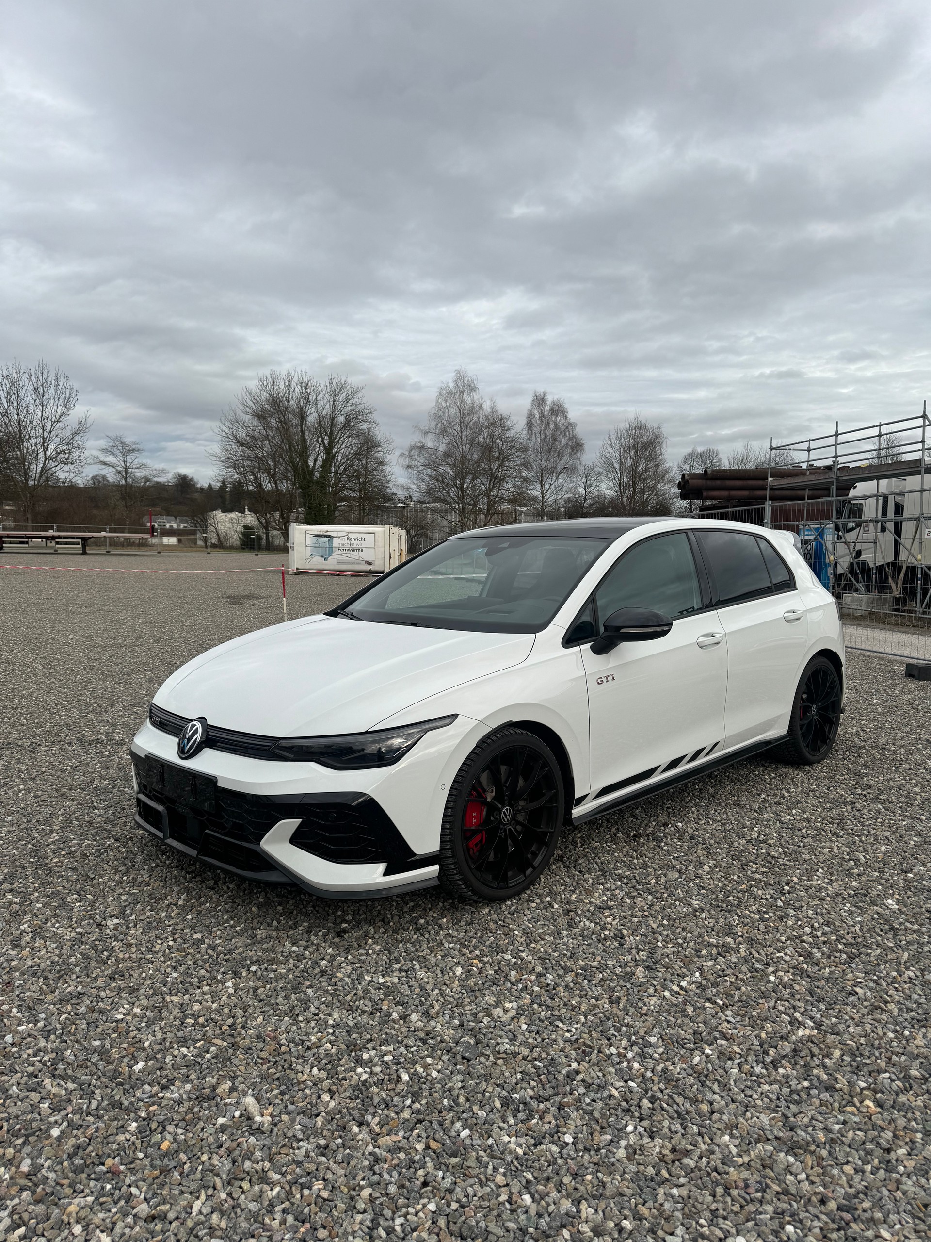 VW Golf 2.0 TSI GTI Clubsport DSG-image-1