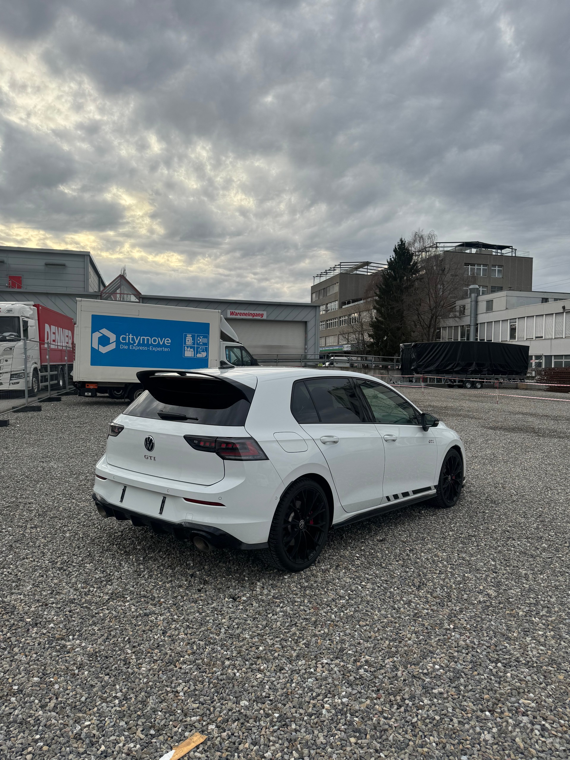 VW Golf 2.0 TSI GTI Clubsport DSG-image-5