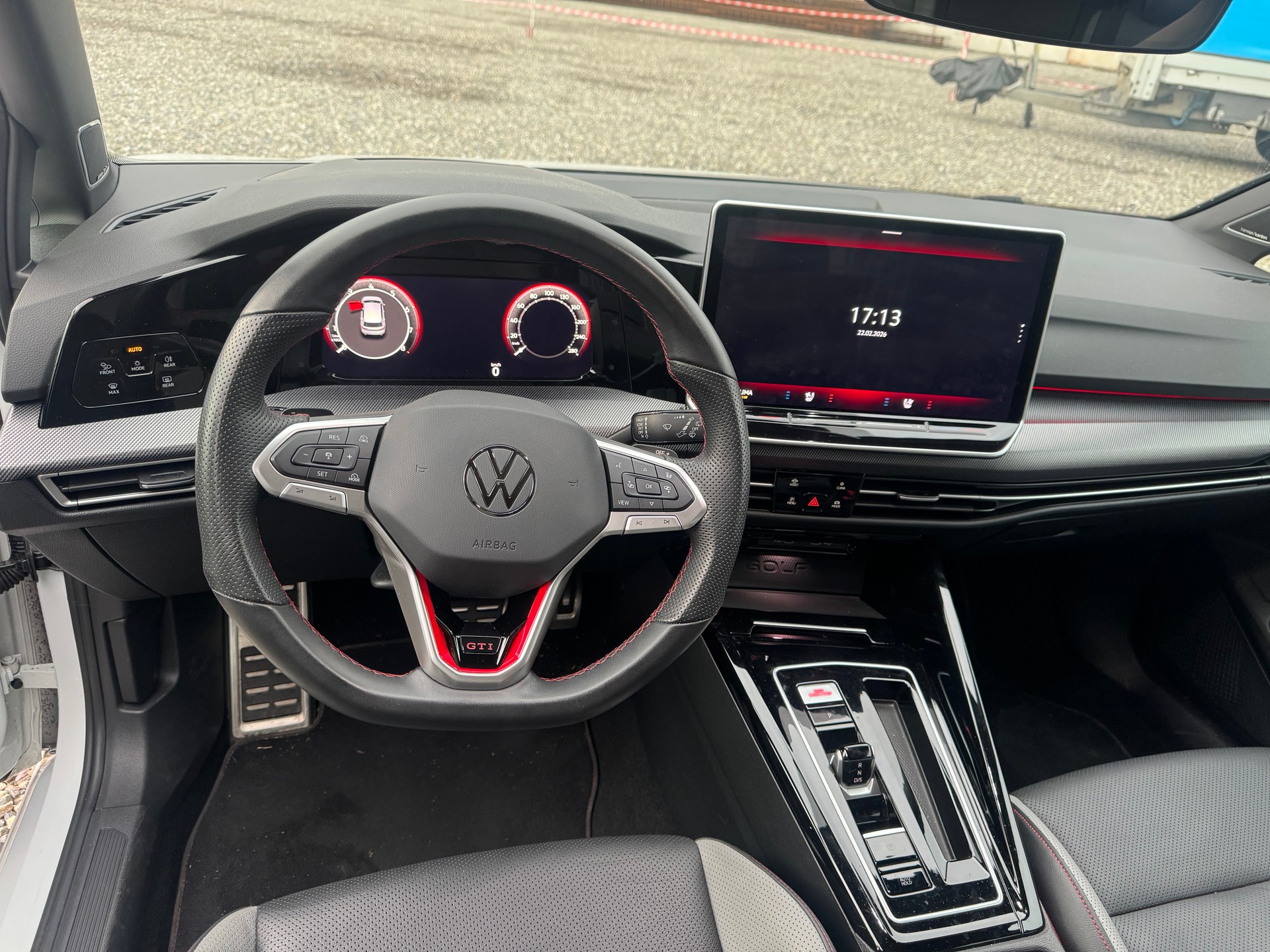 VW Golf 2.0 TSI GTI Clubsport DSG-image-10