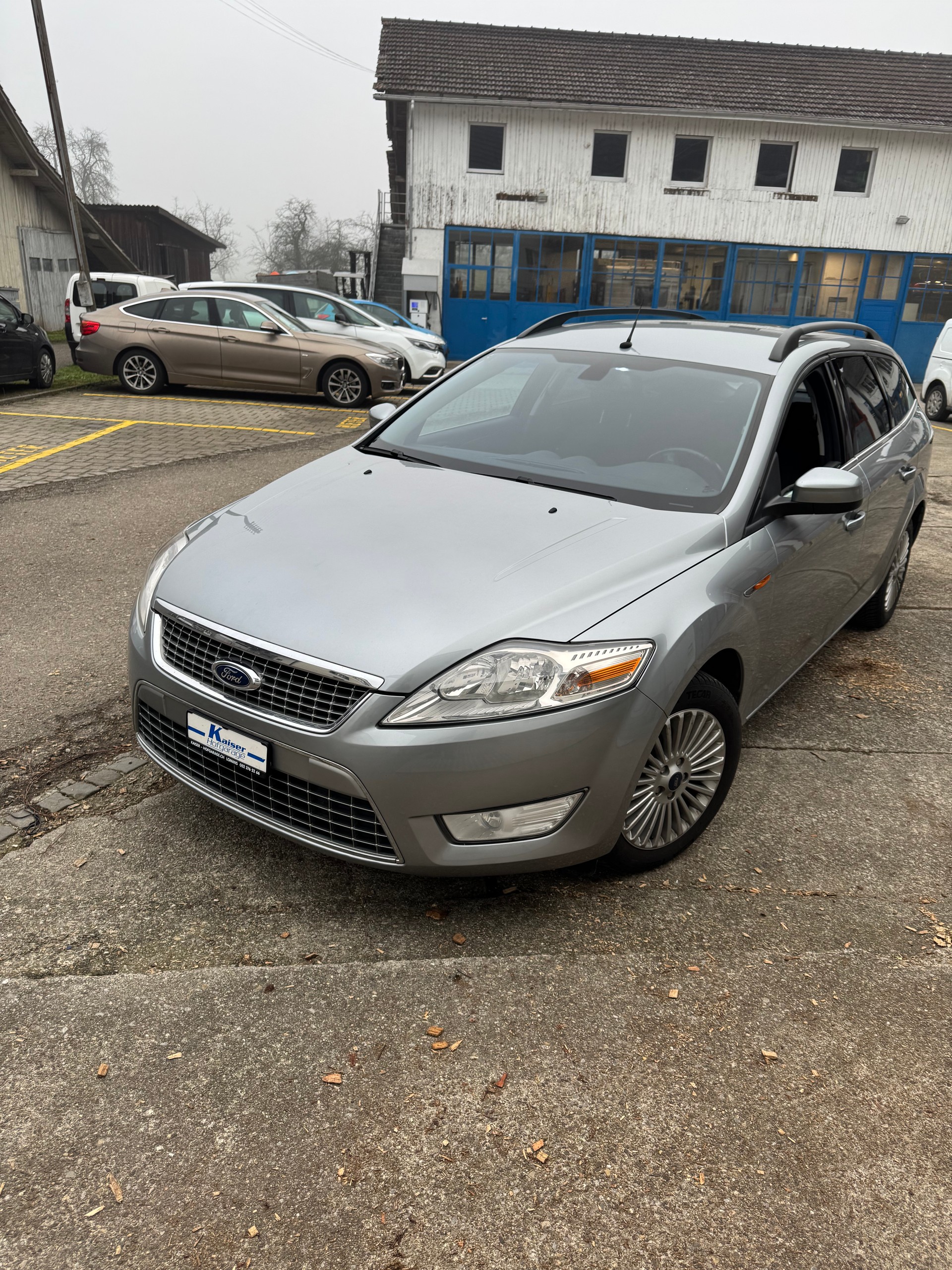 FORD Mondeo 2.0i 16V Titanium