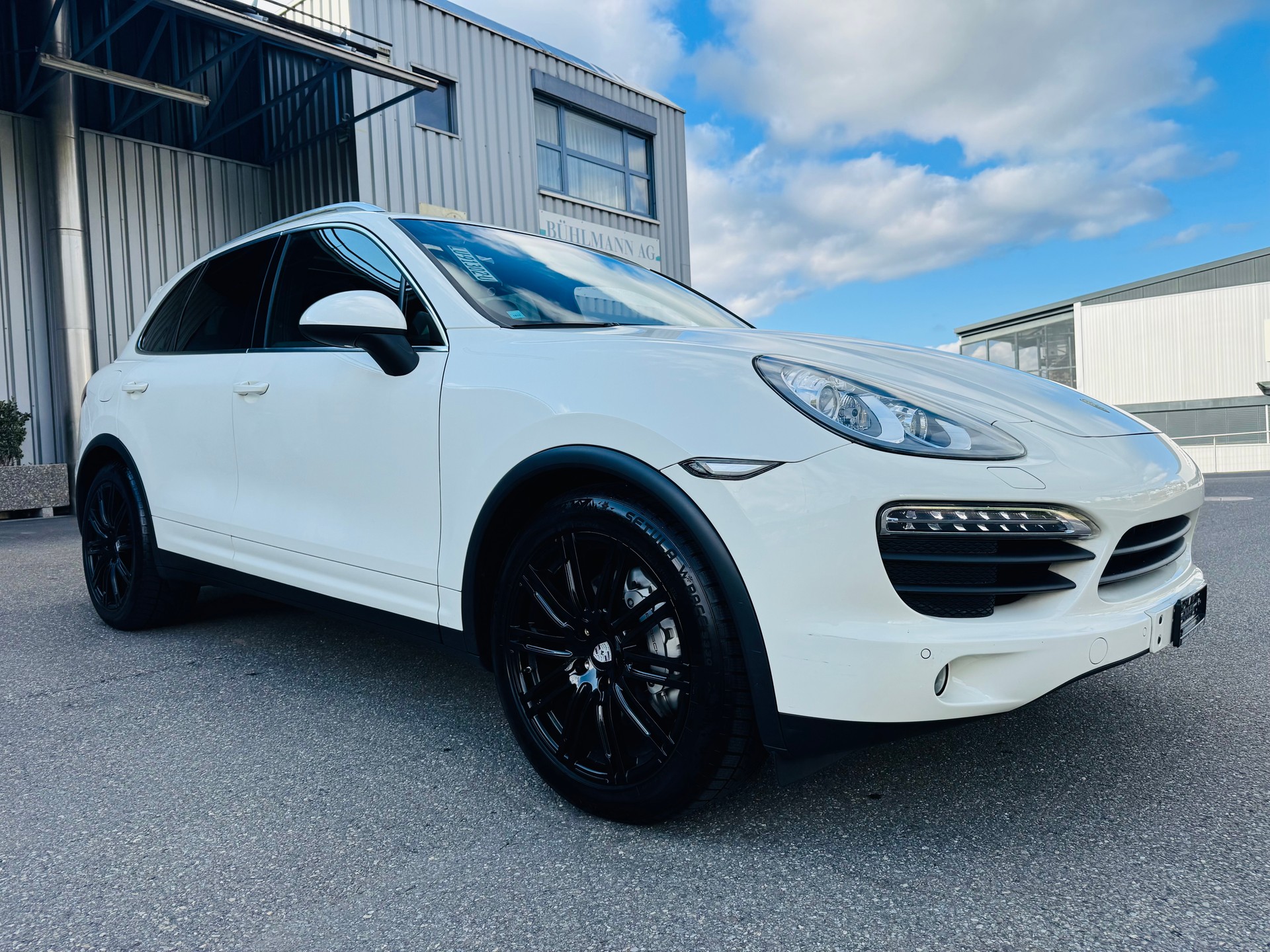 PORSCHE Cayenne S-image-7