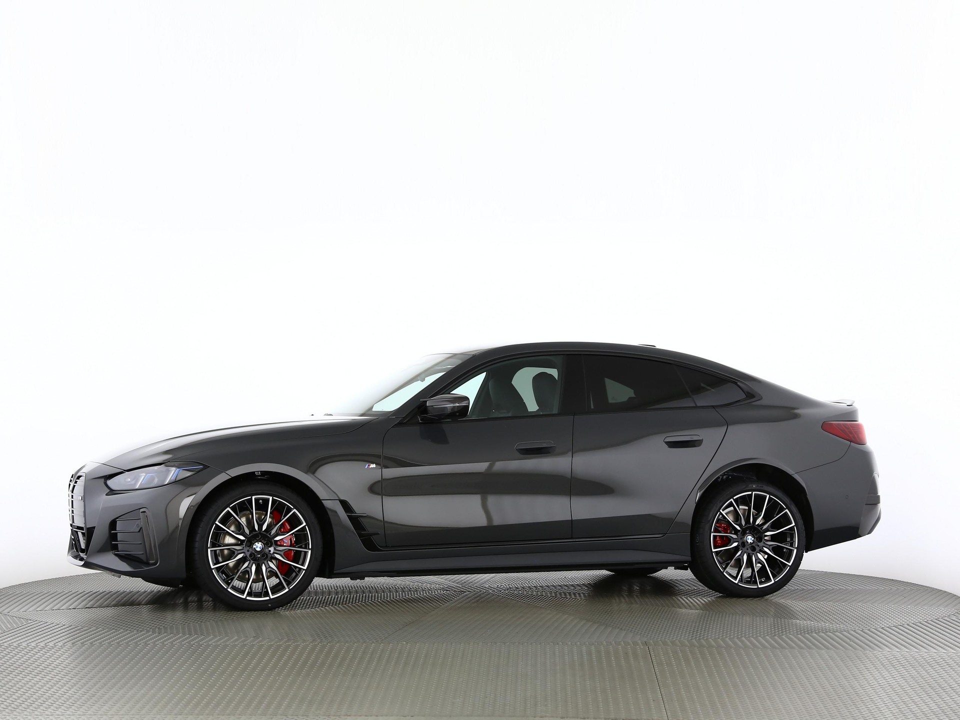 BMW i4 M60-image-10