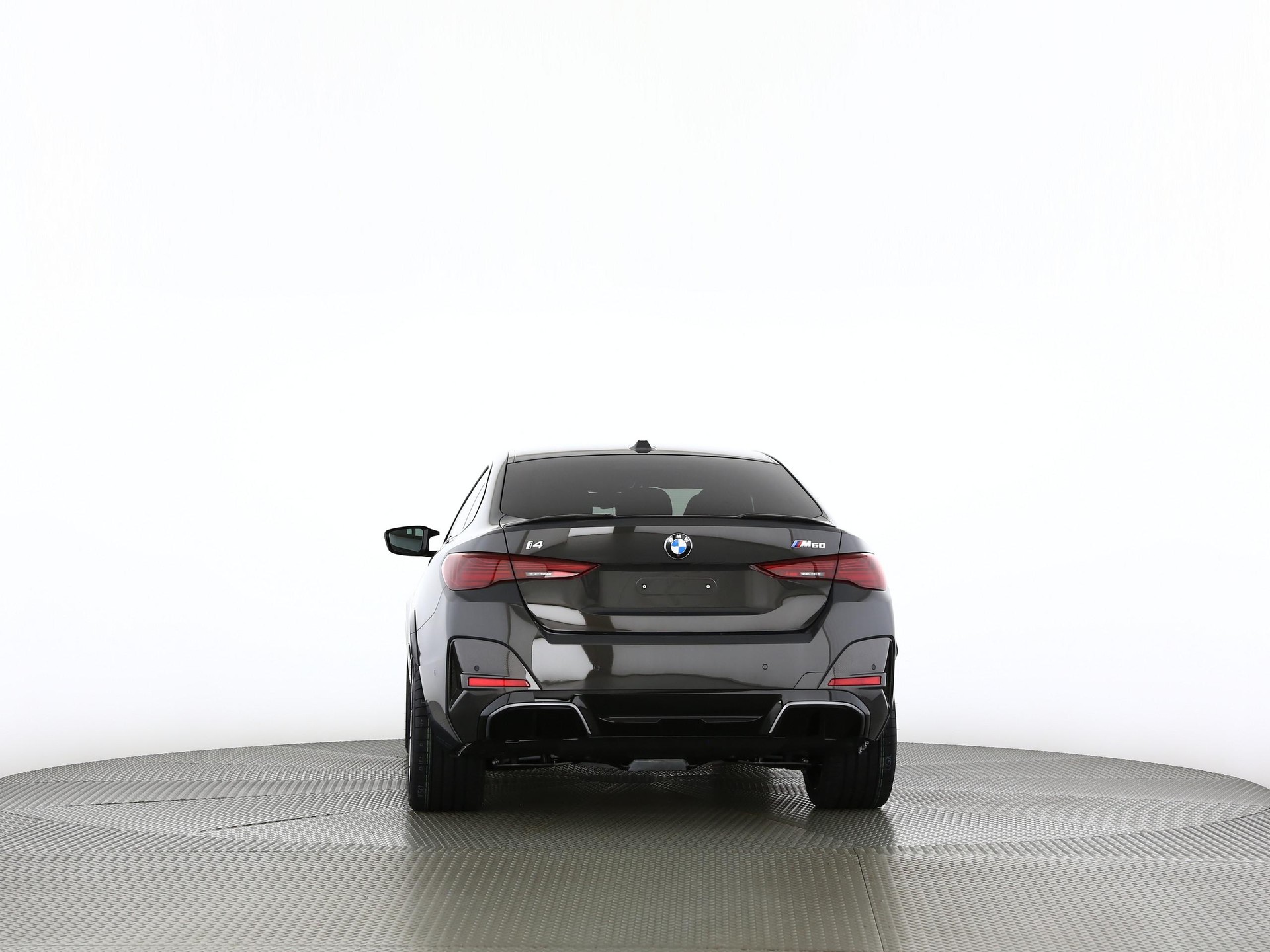 BMW i4 M60-image-16