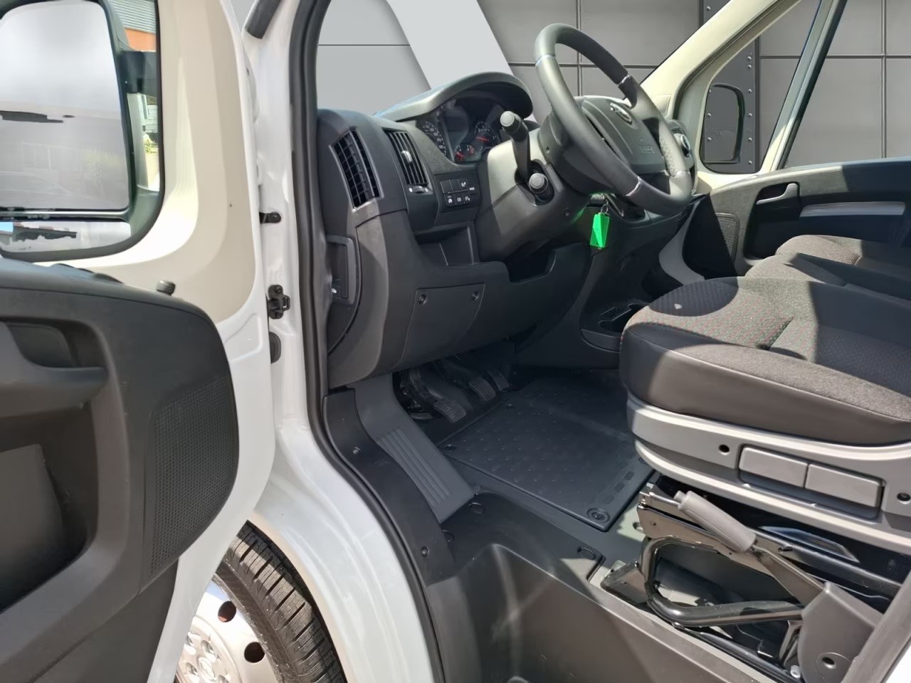 OPEL Movano 2.2 d 3,5t L4 mit Rückfahrkamera-image-10