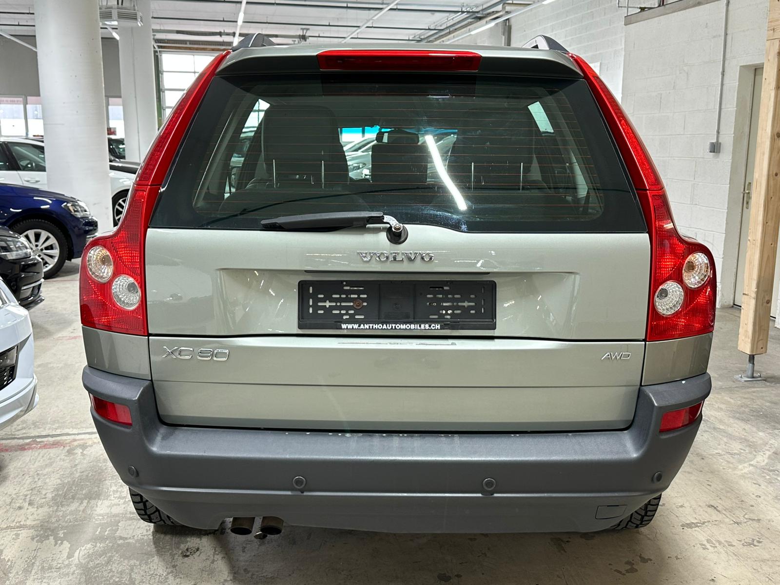 VOLVO XC90 D5 AWD Kinetic-image-5