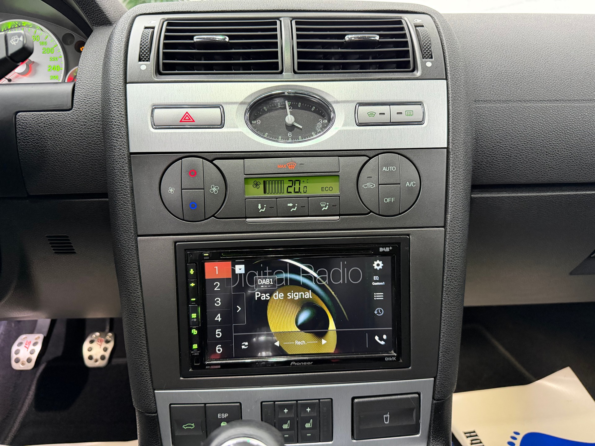FORD Mondeo 3.0i V6 ST220⭐️-image-14