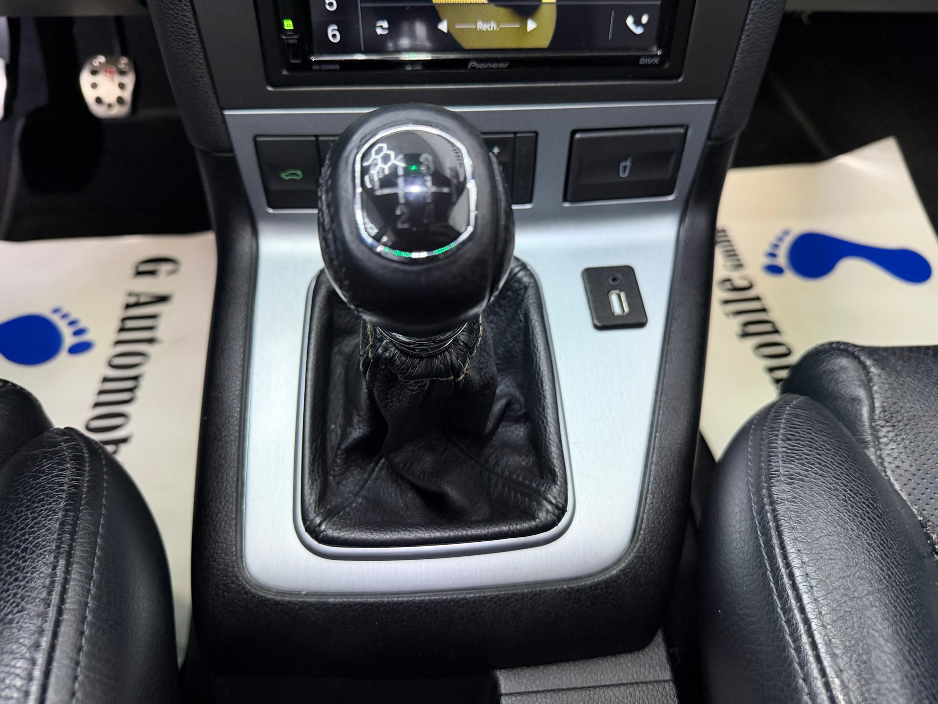 FORD Mondeo 3.0i V6 ST220⭐️-image-13