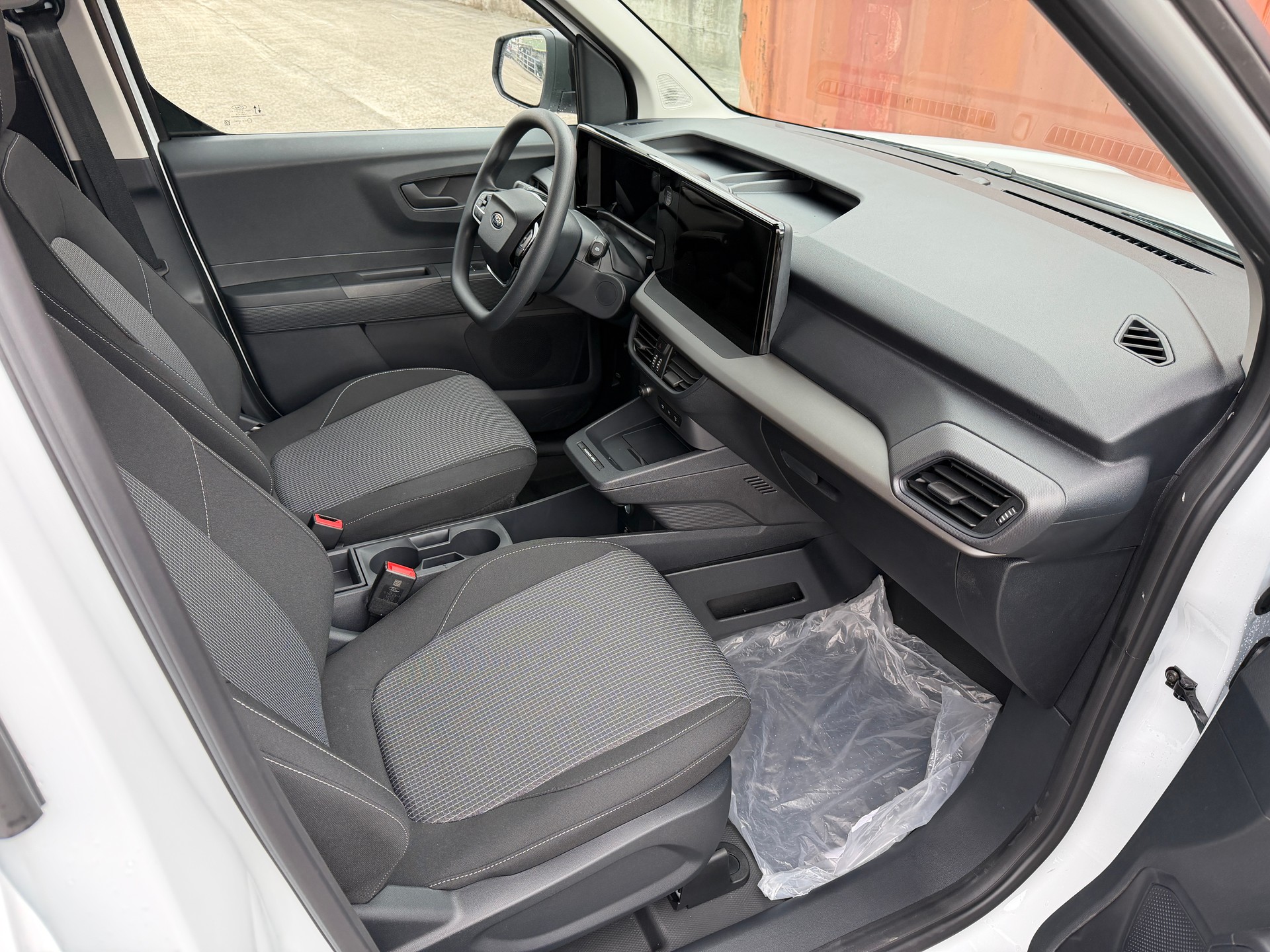 FORD E-Transit⚡ Courier Van Trend 🔋 60 Monate Garantie-image-9