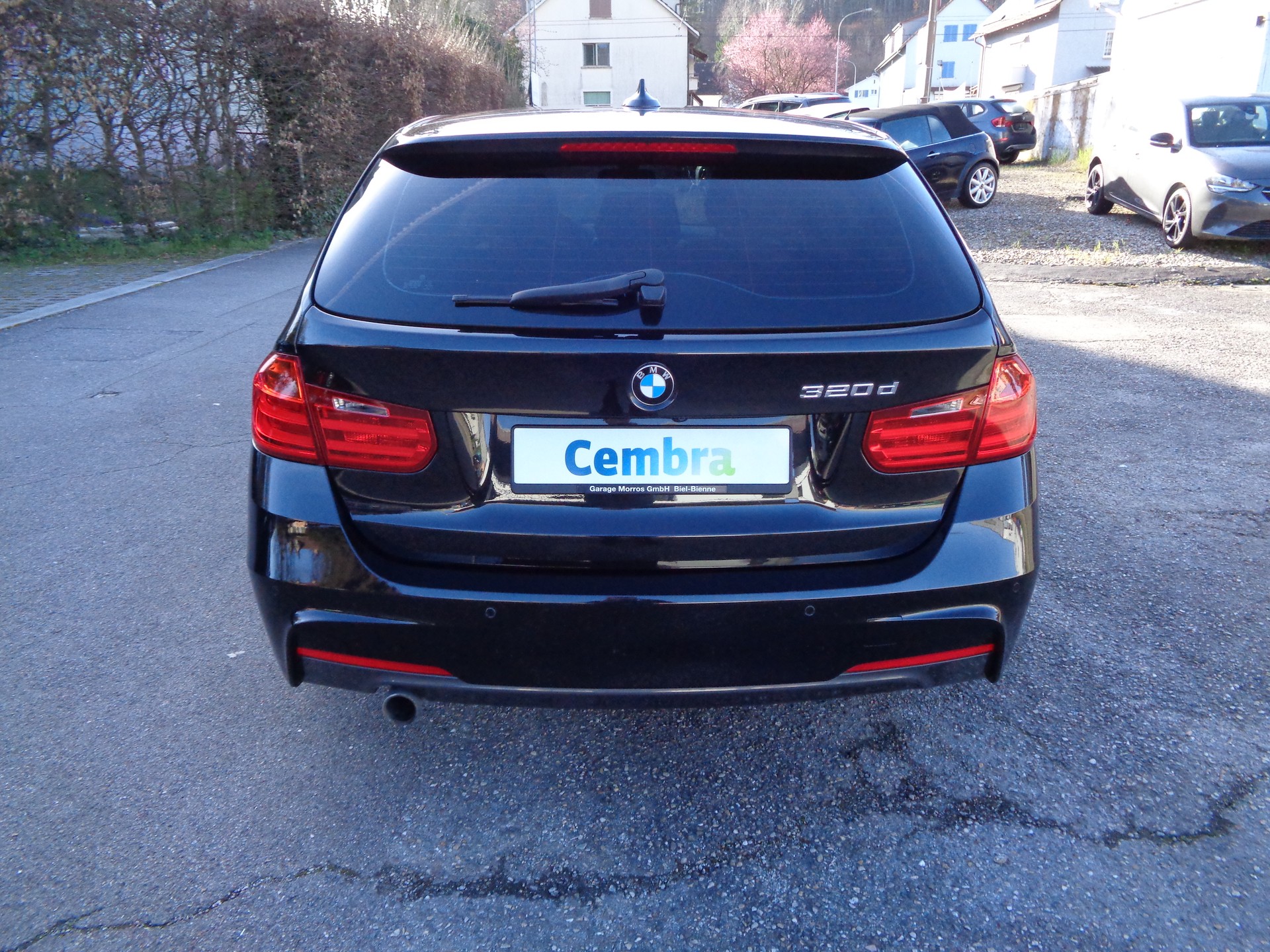 BMW 320d Touring-image-3
