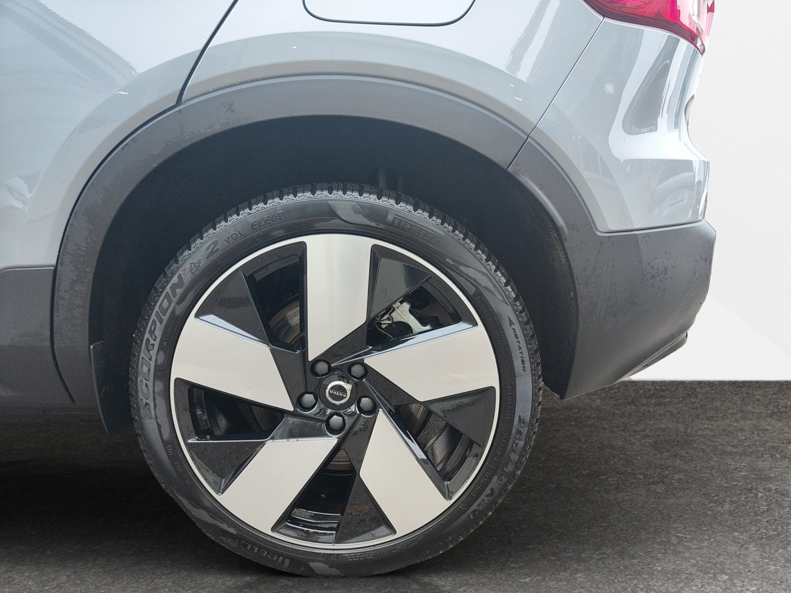 VOLVO XC40 E80 Twin Plus AWD-image-15