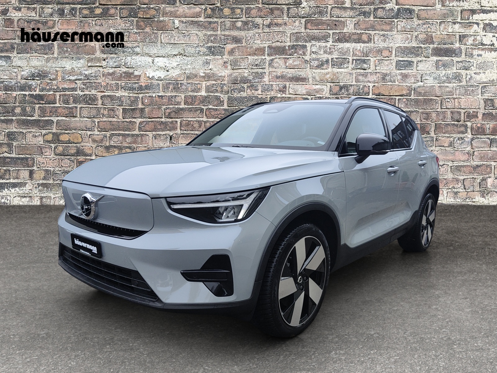 VOLVO XC40 E80 Twin Plus AWD-image-0