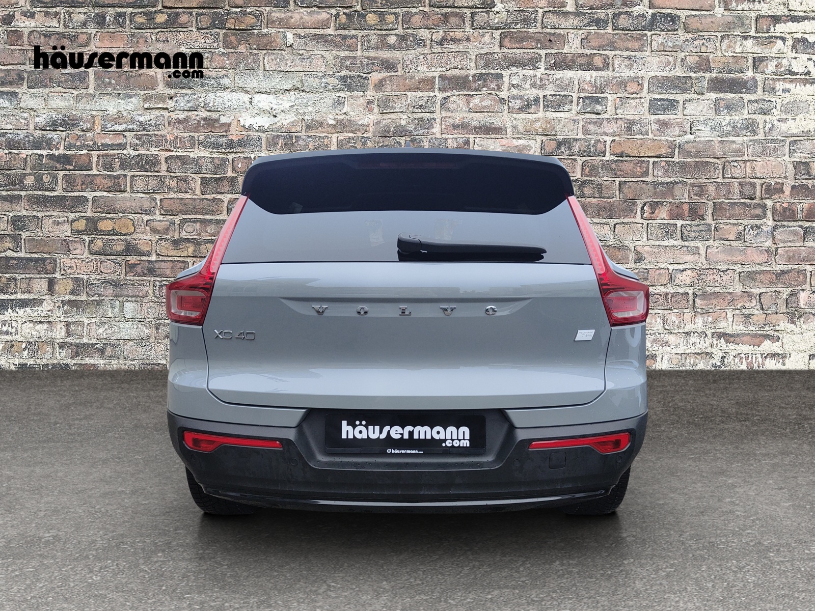 VOLVO XC40 E80 Twin Plus AWD-image-13