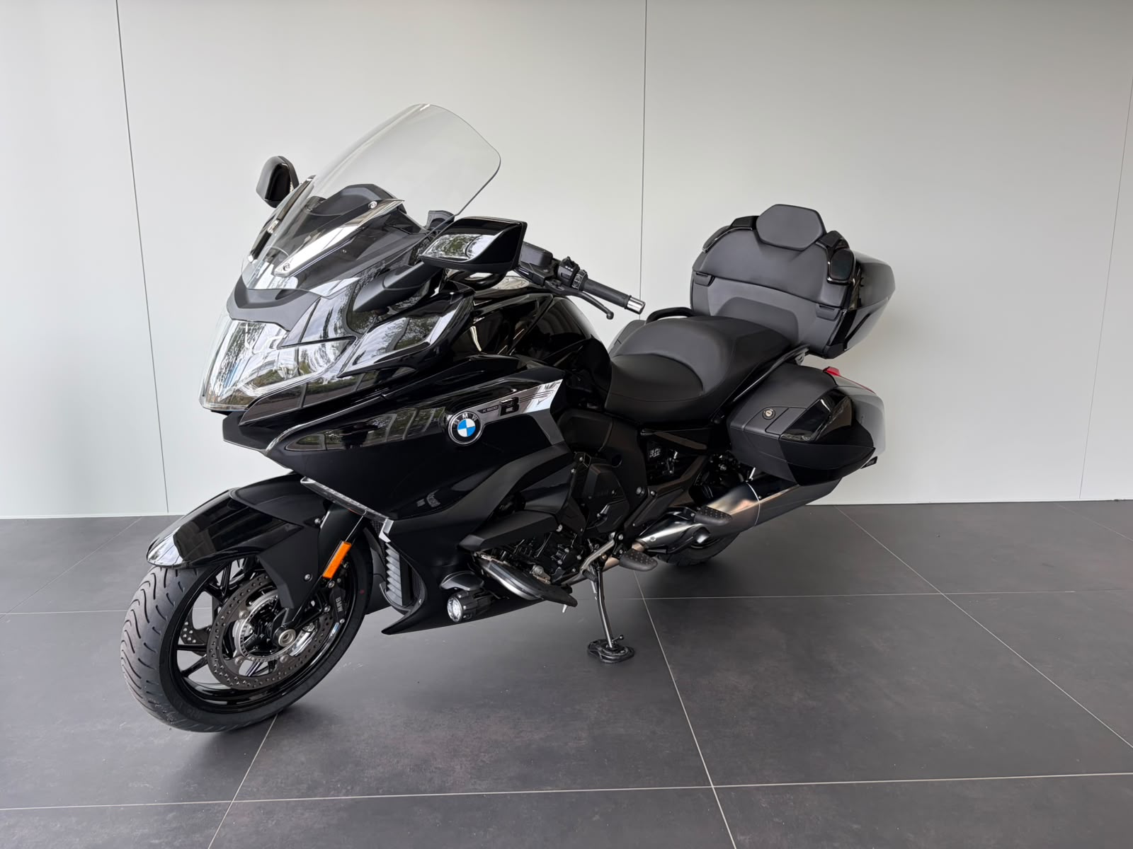 BMW K 1600 B Grand America-showroom-element-3