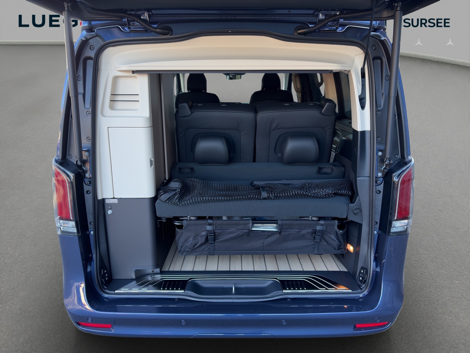 MERCEDES-BENZ Marco Polo 300 d 4M Automat-image-9