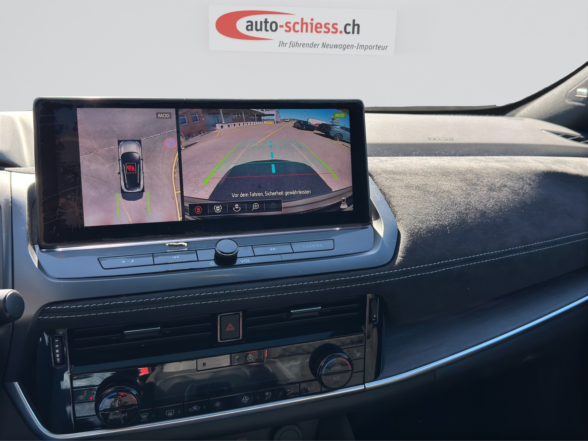 NISSAN Qashqai 1.3 DIG-T MHEV Tekna+ Xtronic-image-16