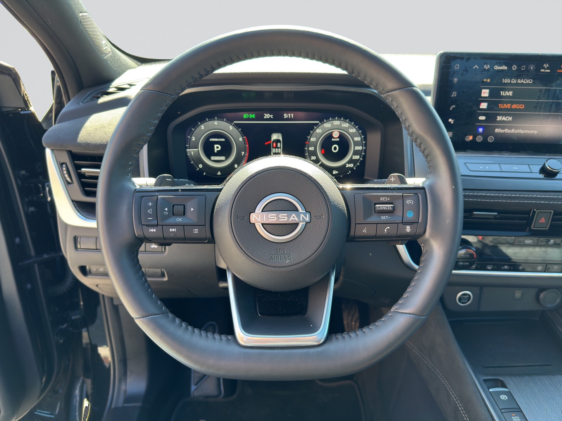 NISSAN Qashqai 1.3 DIG-T MHEV Tekna+ Xtronic-image-11