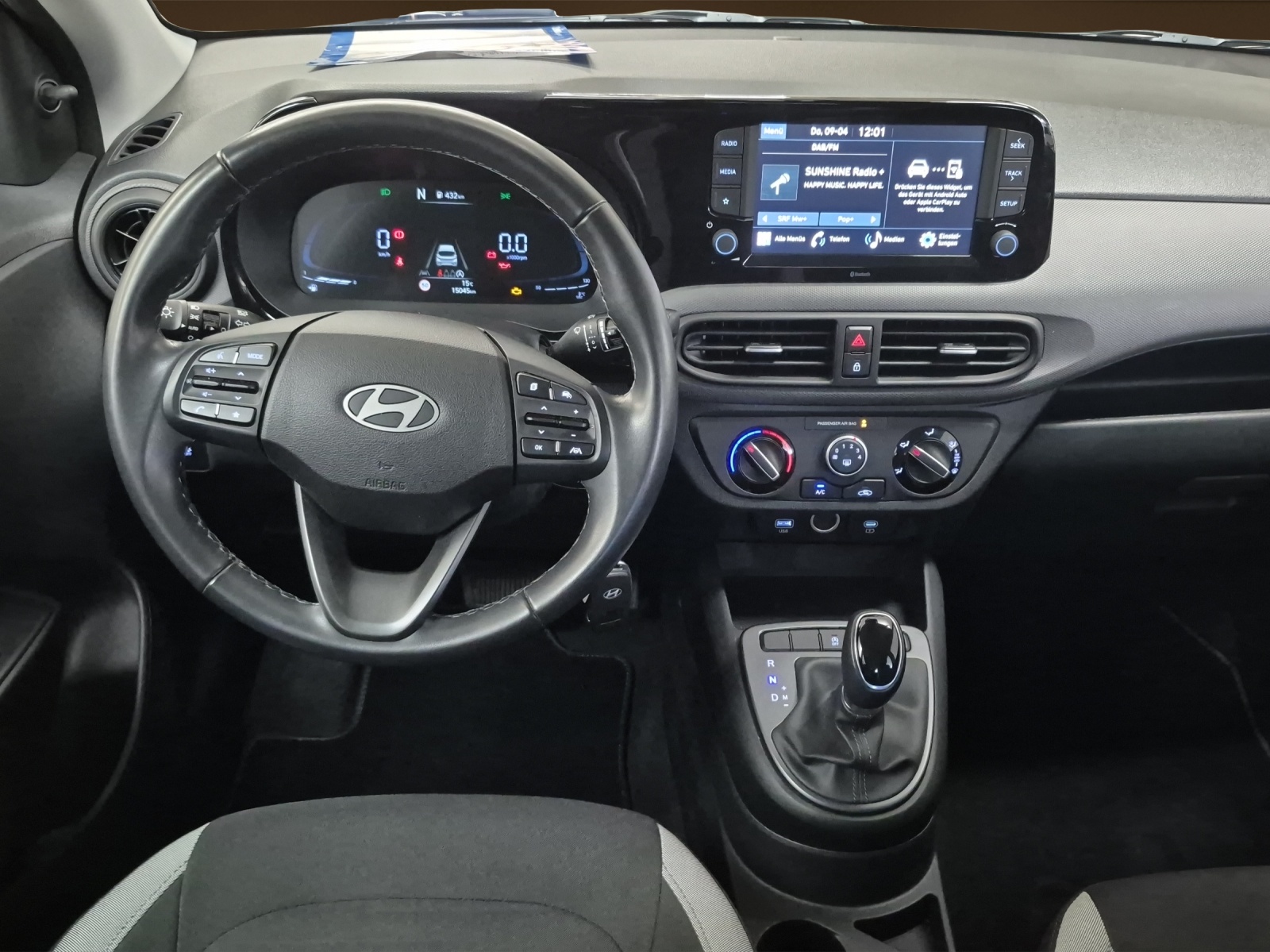HYUNDAI i10 1.0 Origo Automat-image-7