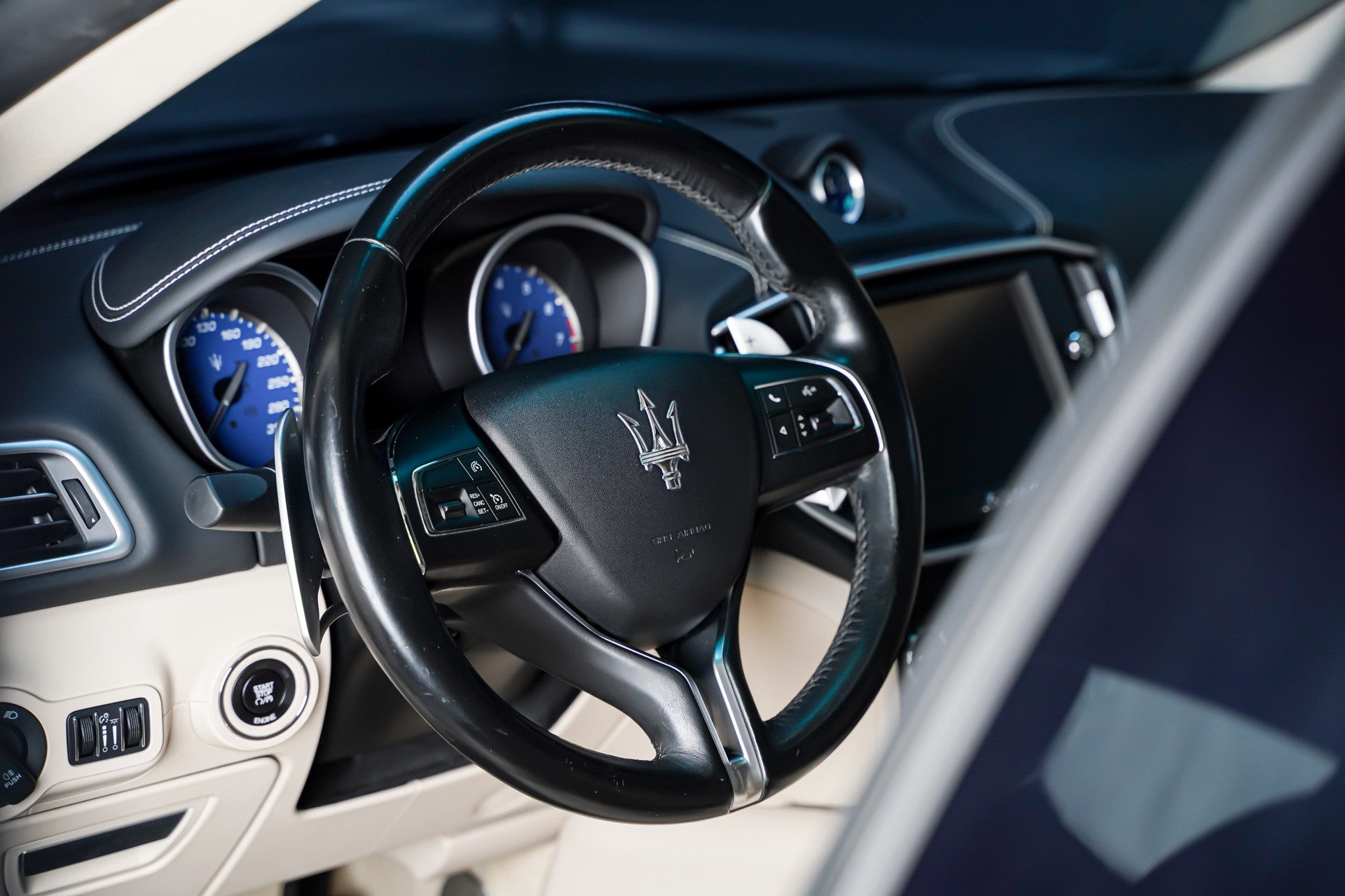 MASERATI Ghibli S Q4 3.0 V6 Automatica-image-10