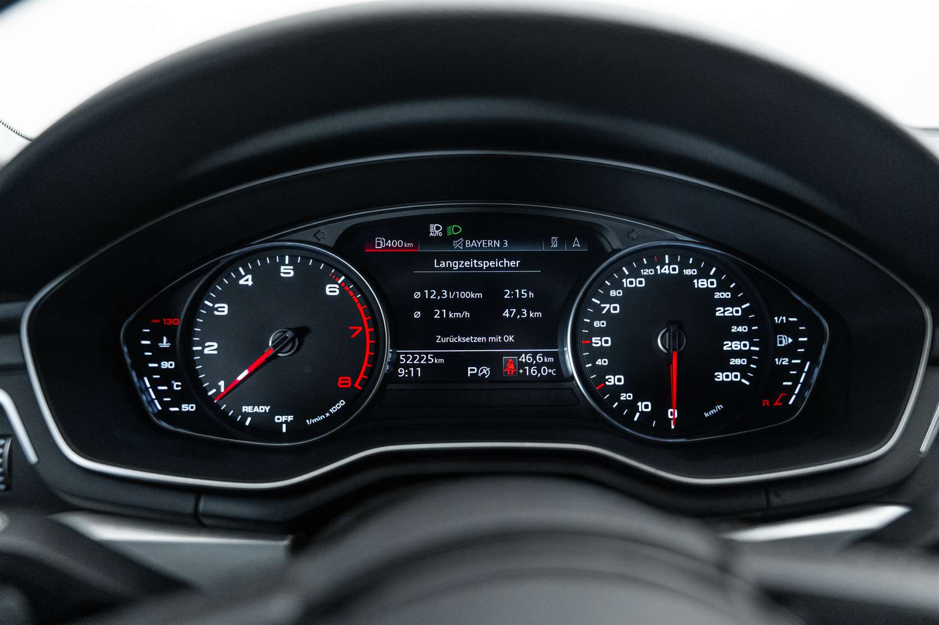 AUDI A4 Avant 35 TFSI S-tronic Automat-image-22