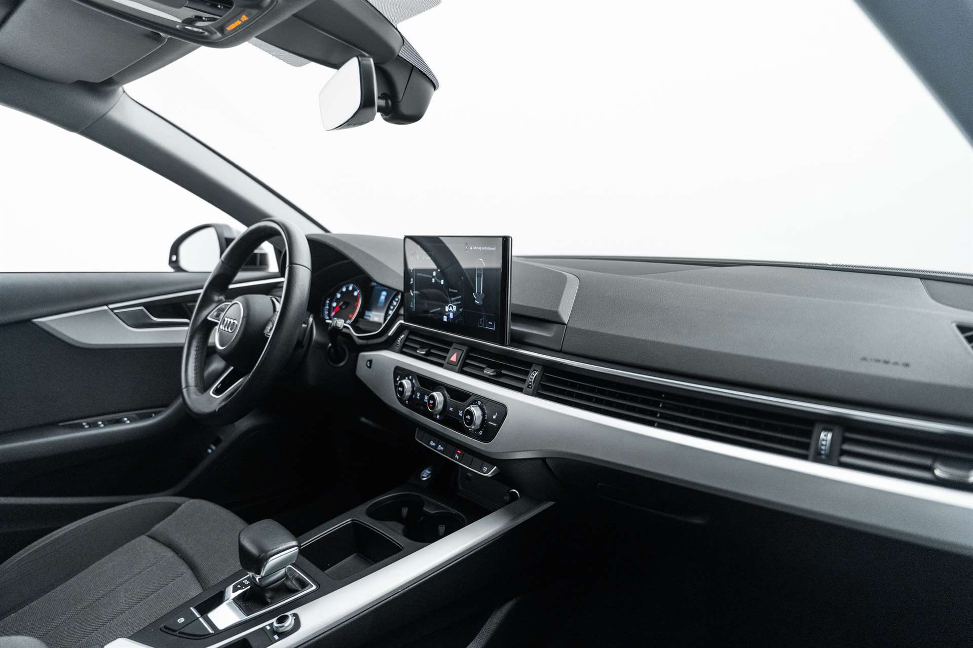 AUDI A4 Avant 35 TFSI S-tronic Automat-image-10