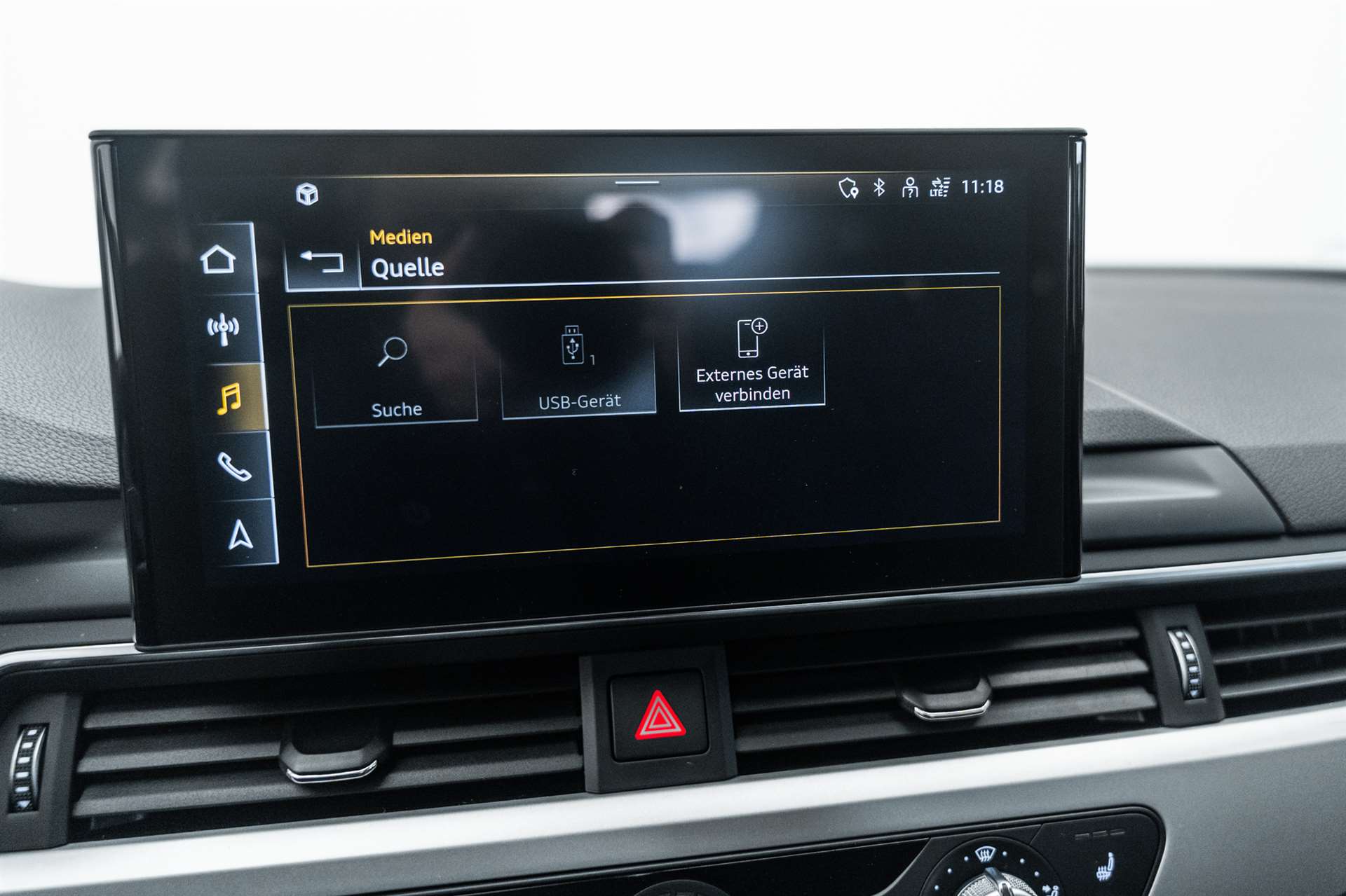 AUDI A4 Avant 35 TFSI S-tronic Automat-image-18