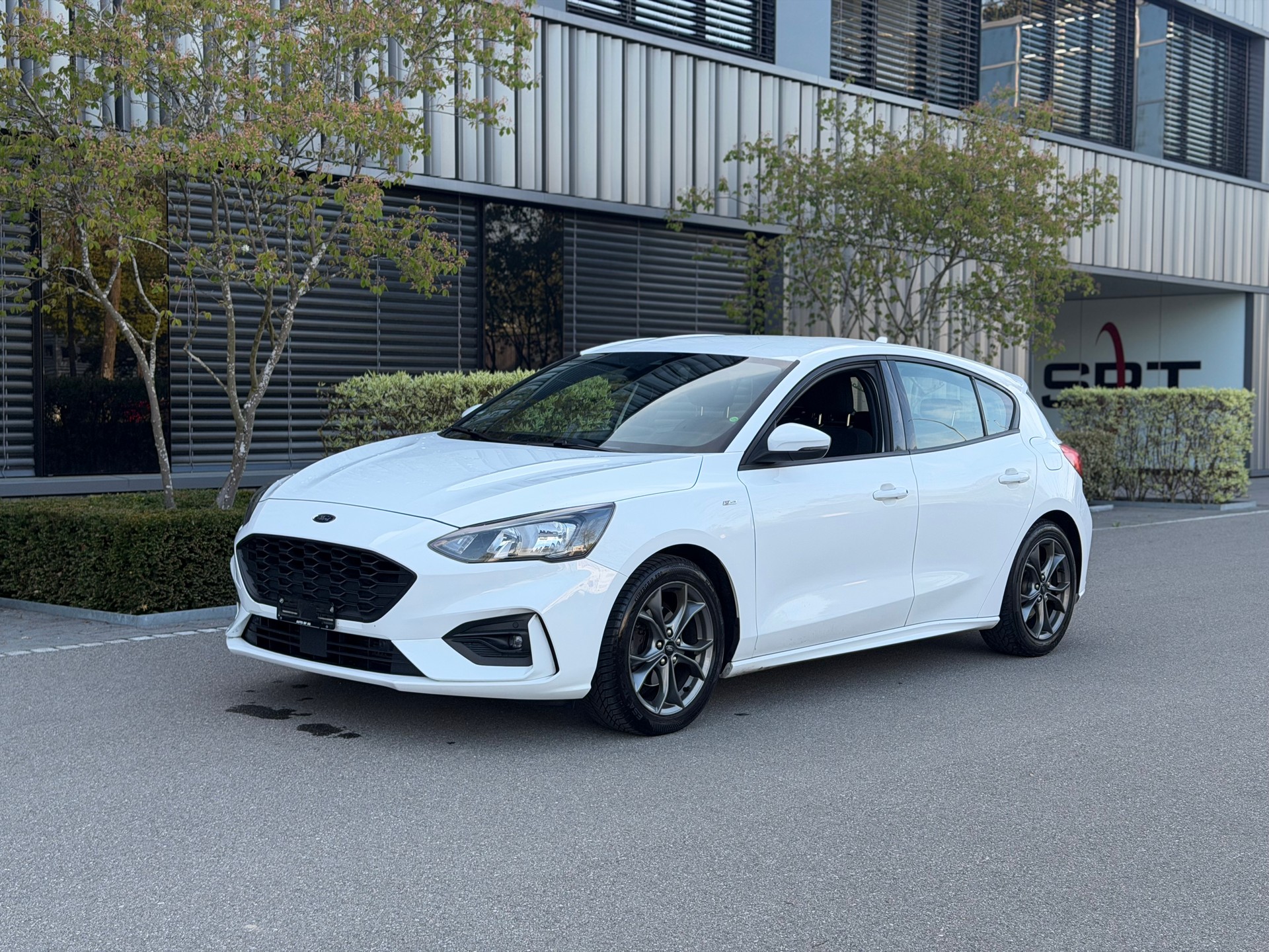 FORD Focus 1.0 SCTi ST Line-image-0