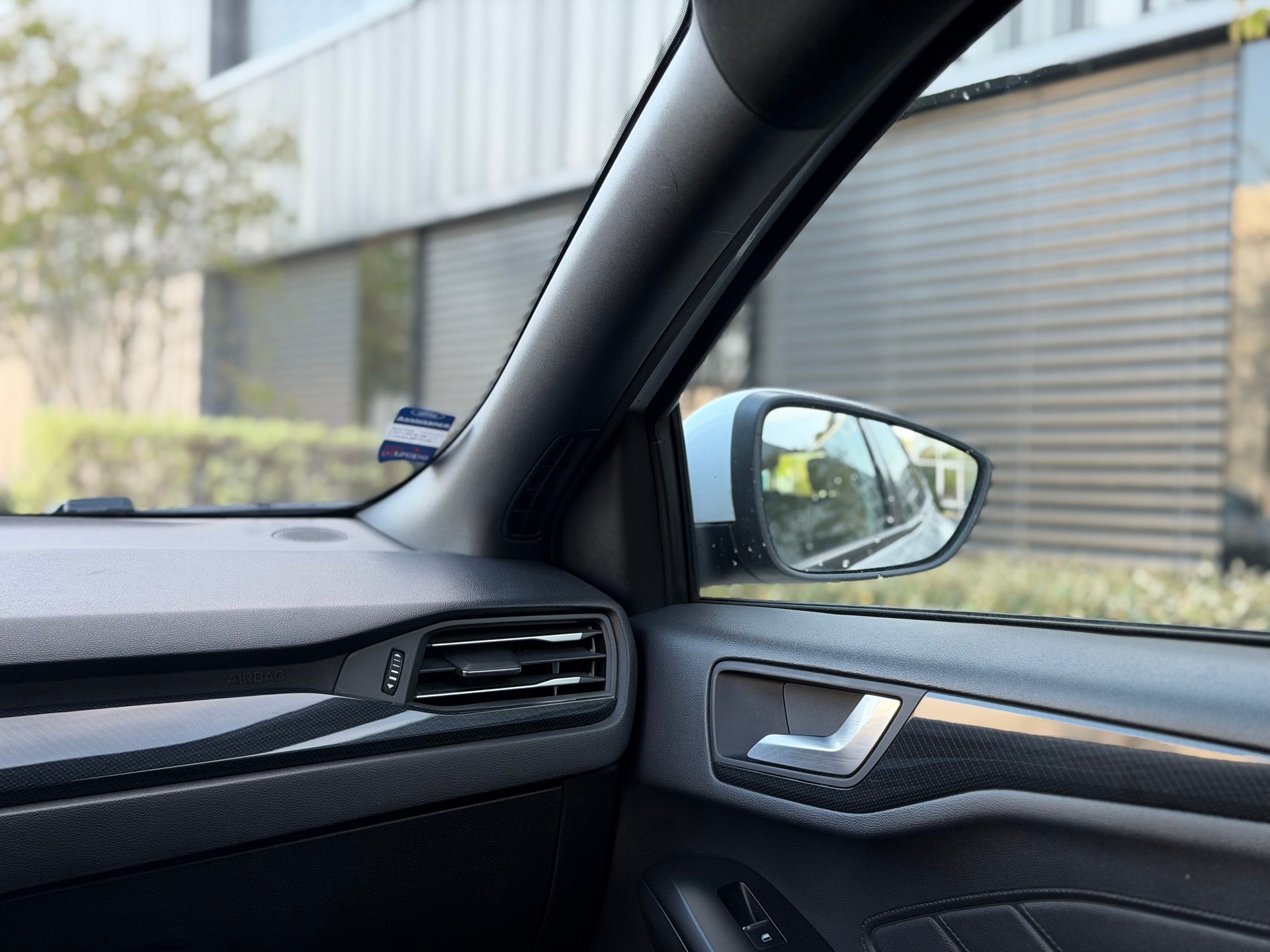 FORD Focus 1.0 SCTi ST Line-image-9