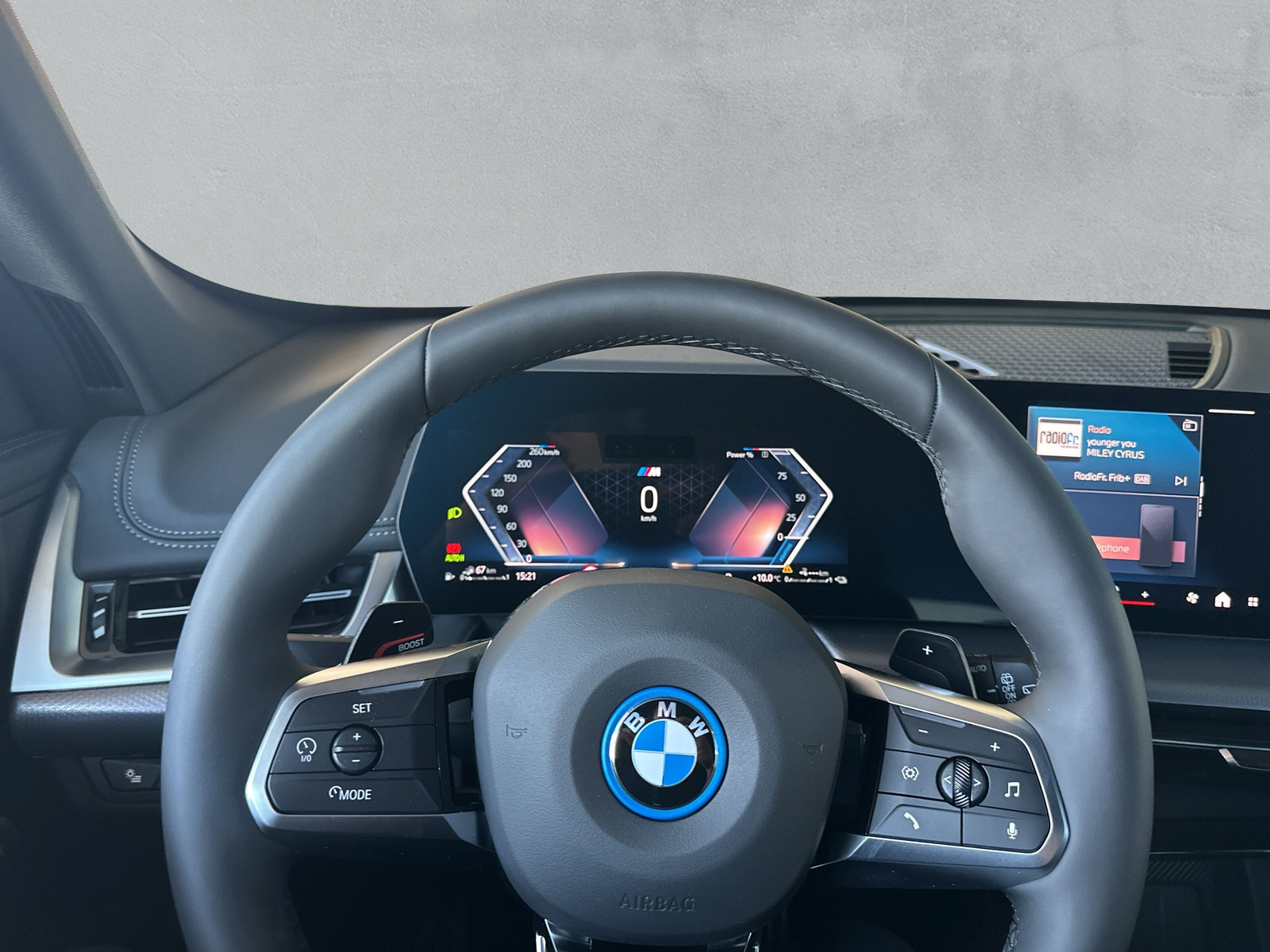 BMW X1 xDrive 25e M Sport-image-17