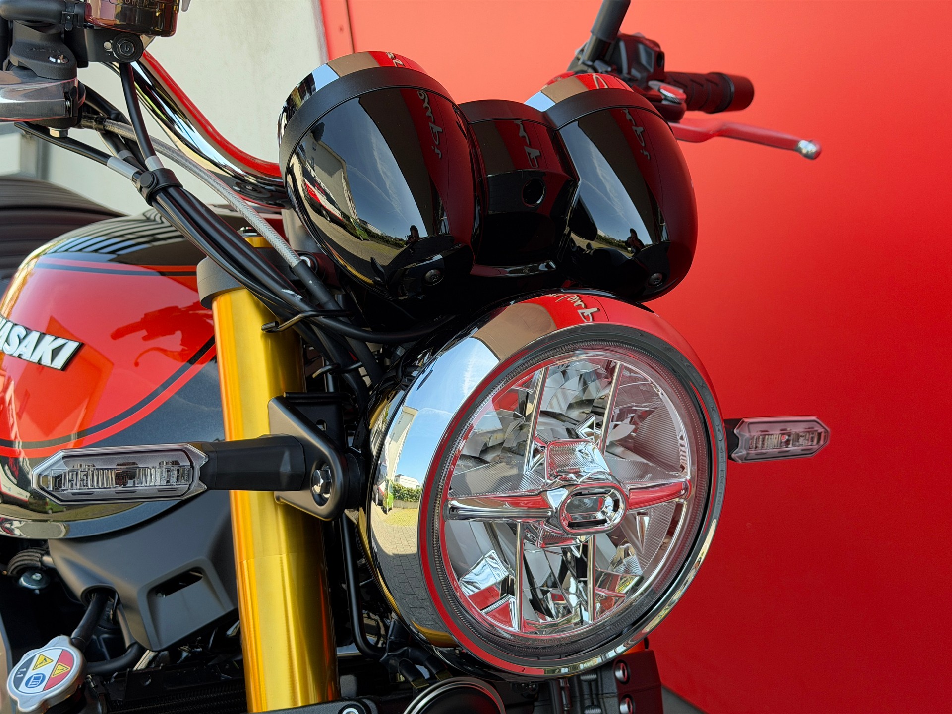 KAWASAKI Z 900 RS SE-image-14
