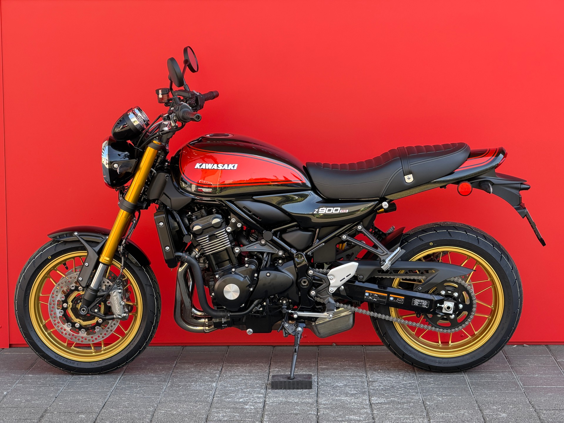 KAWASAKI Z 900 RS SE-showroom-element-2