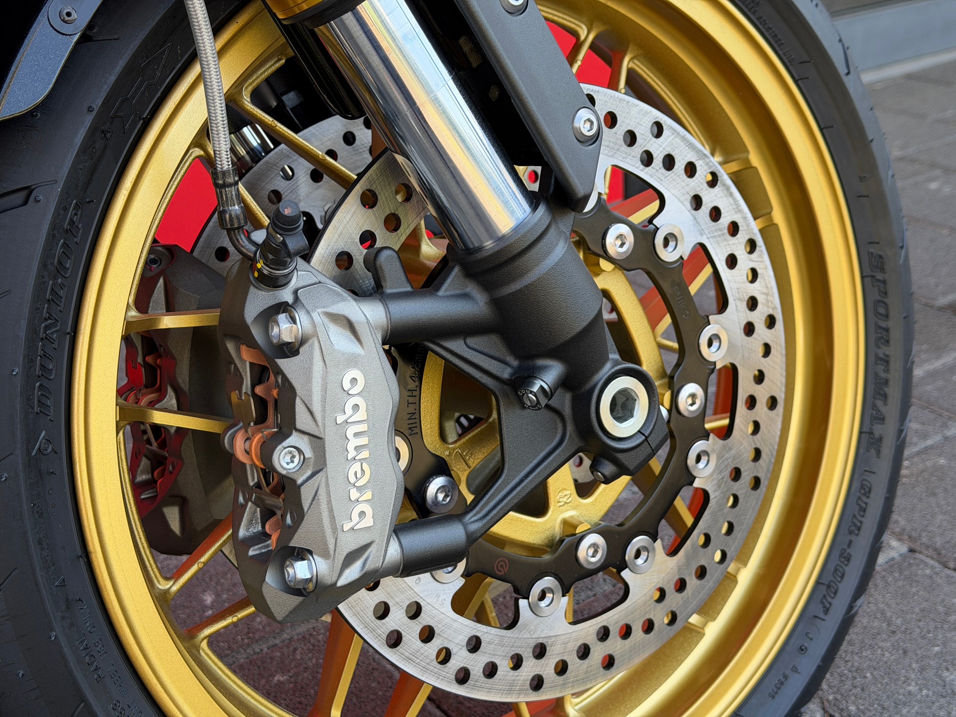 KAWASAKI Z 900 RS SE-image-11