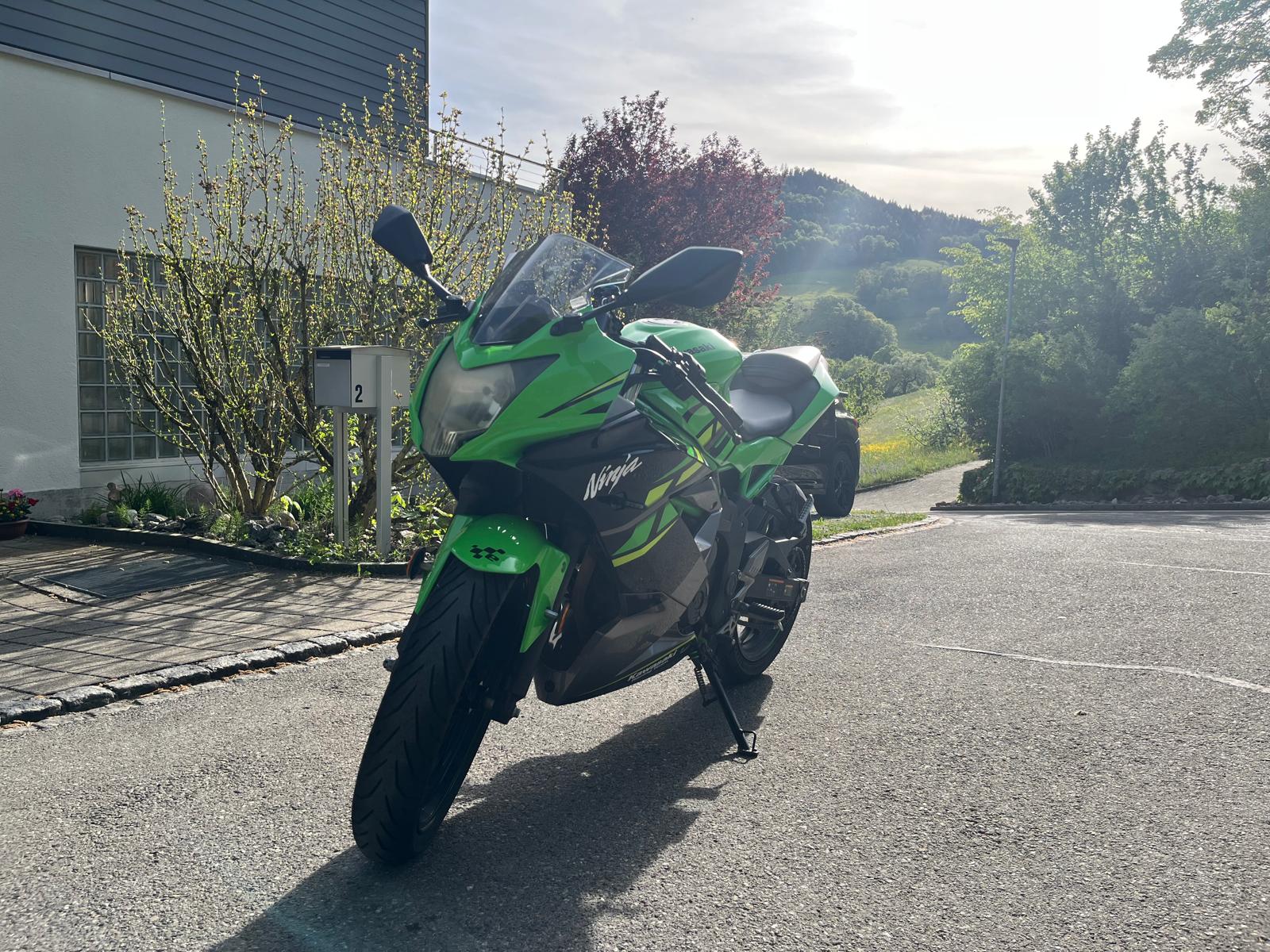 KAWASAKI Ninja 125 ABS-image-3