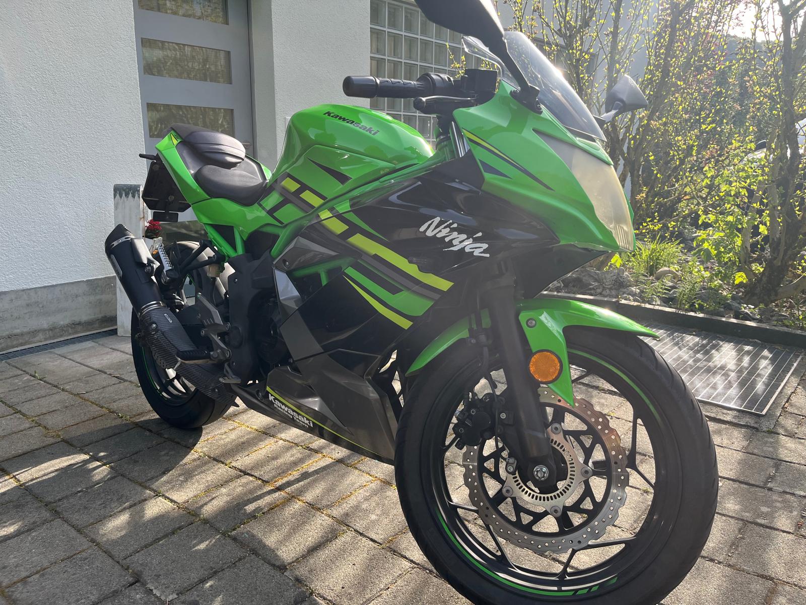 KAWASAKI Ninja 125 ABS-image-6