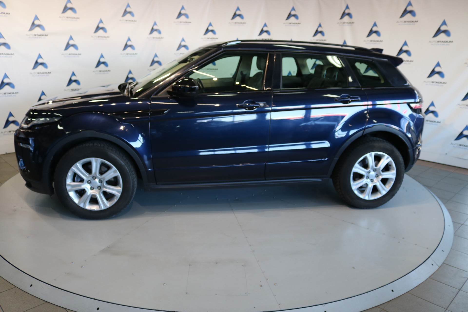 LAND ROVER Range Rover Evoque 2.0 TD4 HSE Dynamic AT9-image-15
