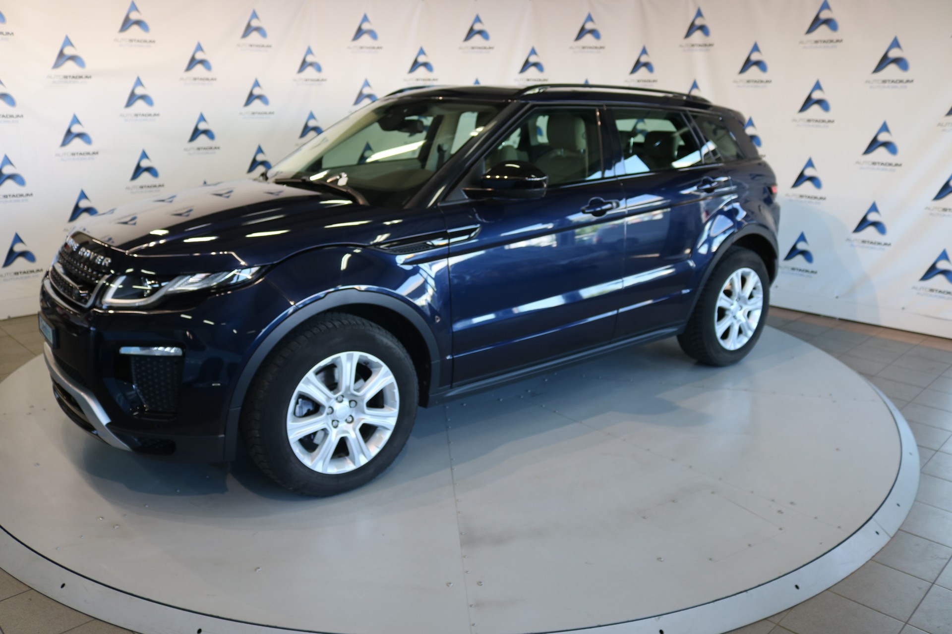LAND ROVER Range Rover Evoque 2.0 TD4 HSE Dynamic AT9-image-12
