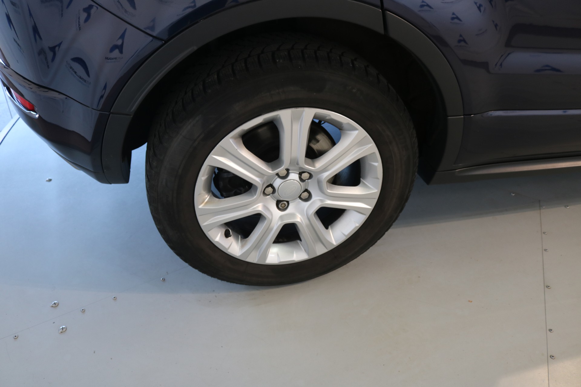 LAND ROVER Range Rover Evoque 2.0 TD4 HSE Dynamic AT9-image-34