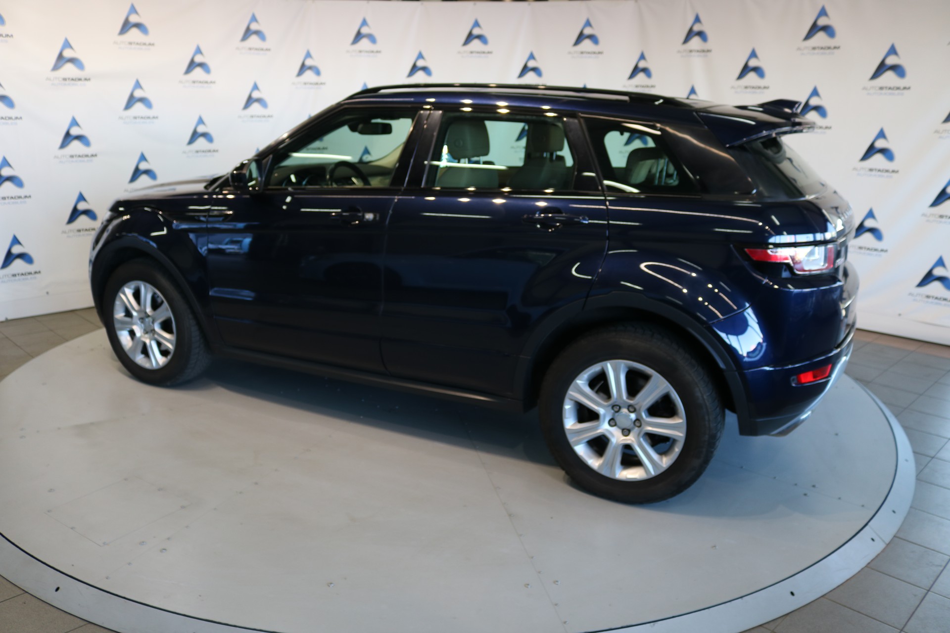 LAND ROVER Range Rover Evoque 2.0 TD4 HSE Dynamic AT9-image-18