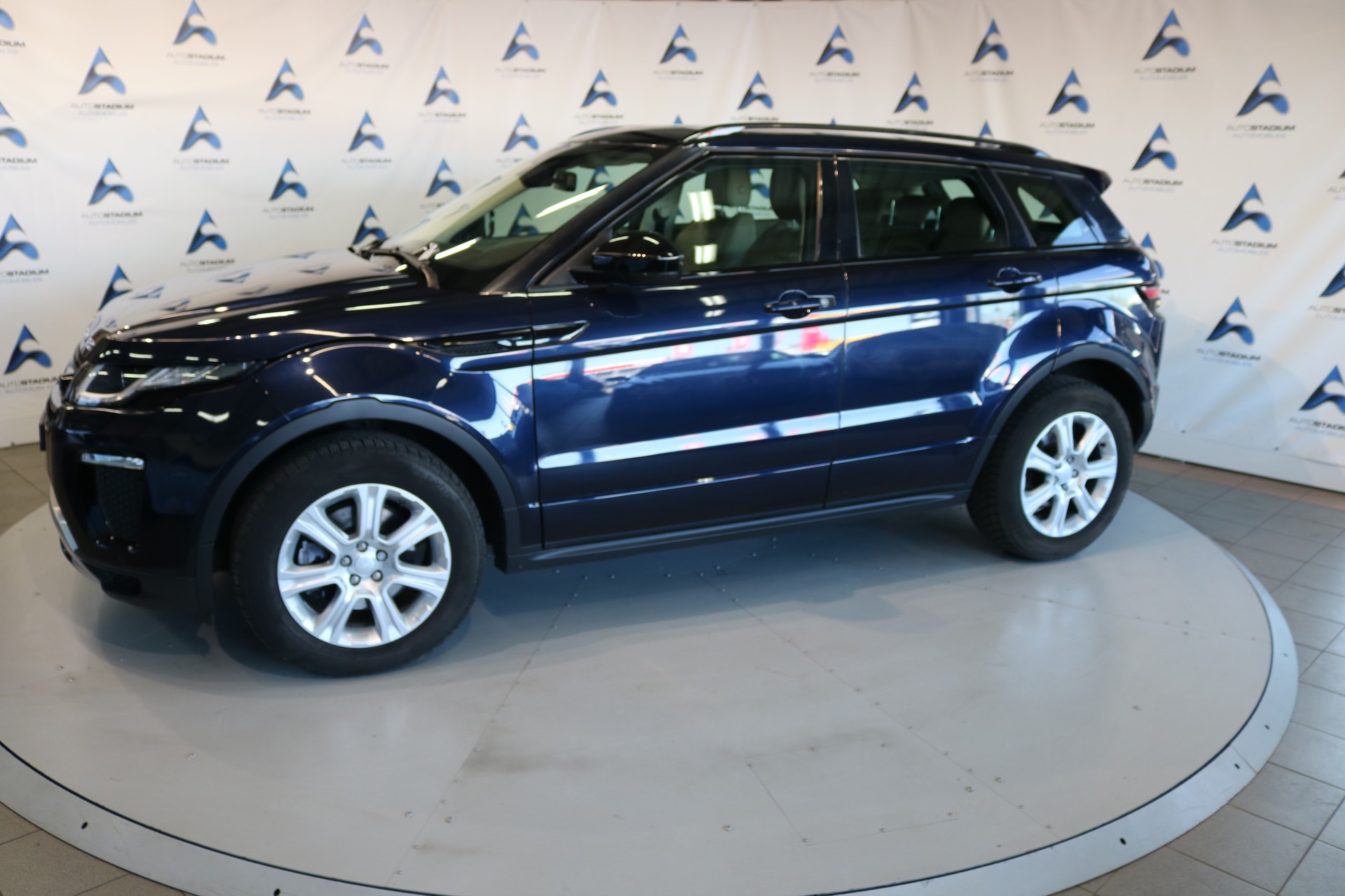 LAND ROVER Range Rover Evoque 2.0 TD4 HSE Dynamic AT9-image-13