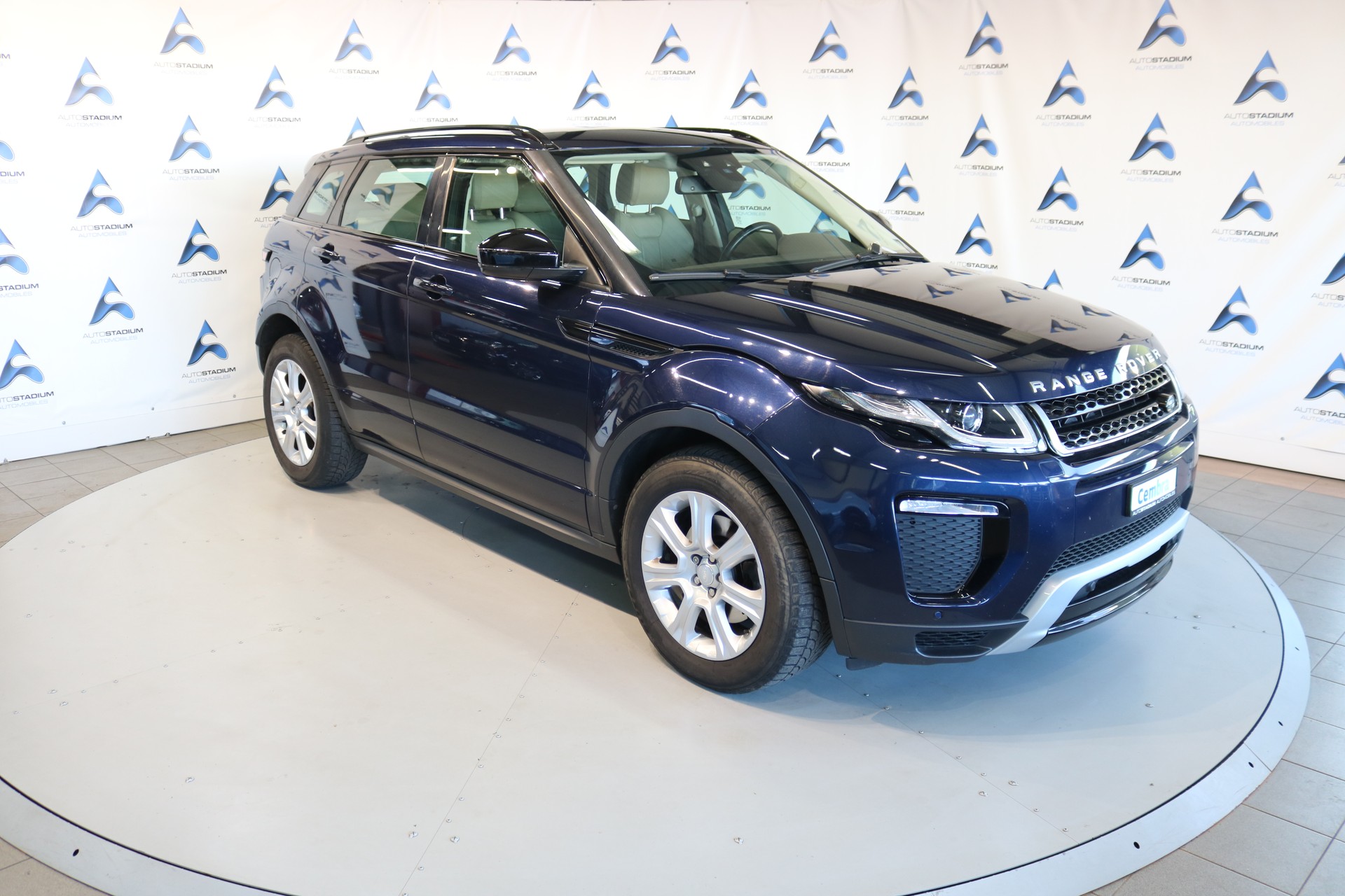 LAND ROVER Range Rover Evoque 2.0 TD4 HSE Dynamic AT9-image-30