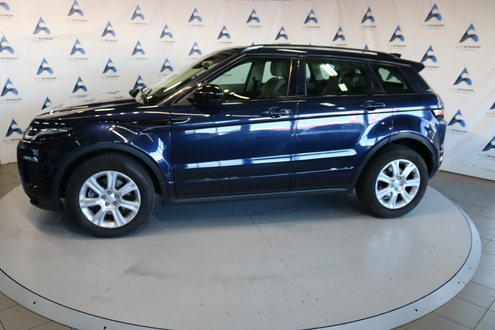LAND ROVER Range Rover Evoque 2.0 TD4 HSE Dynamic AT9-image-14